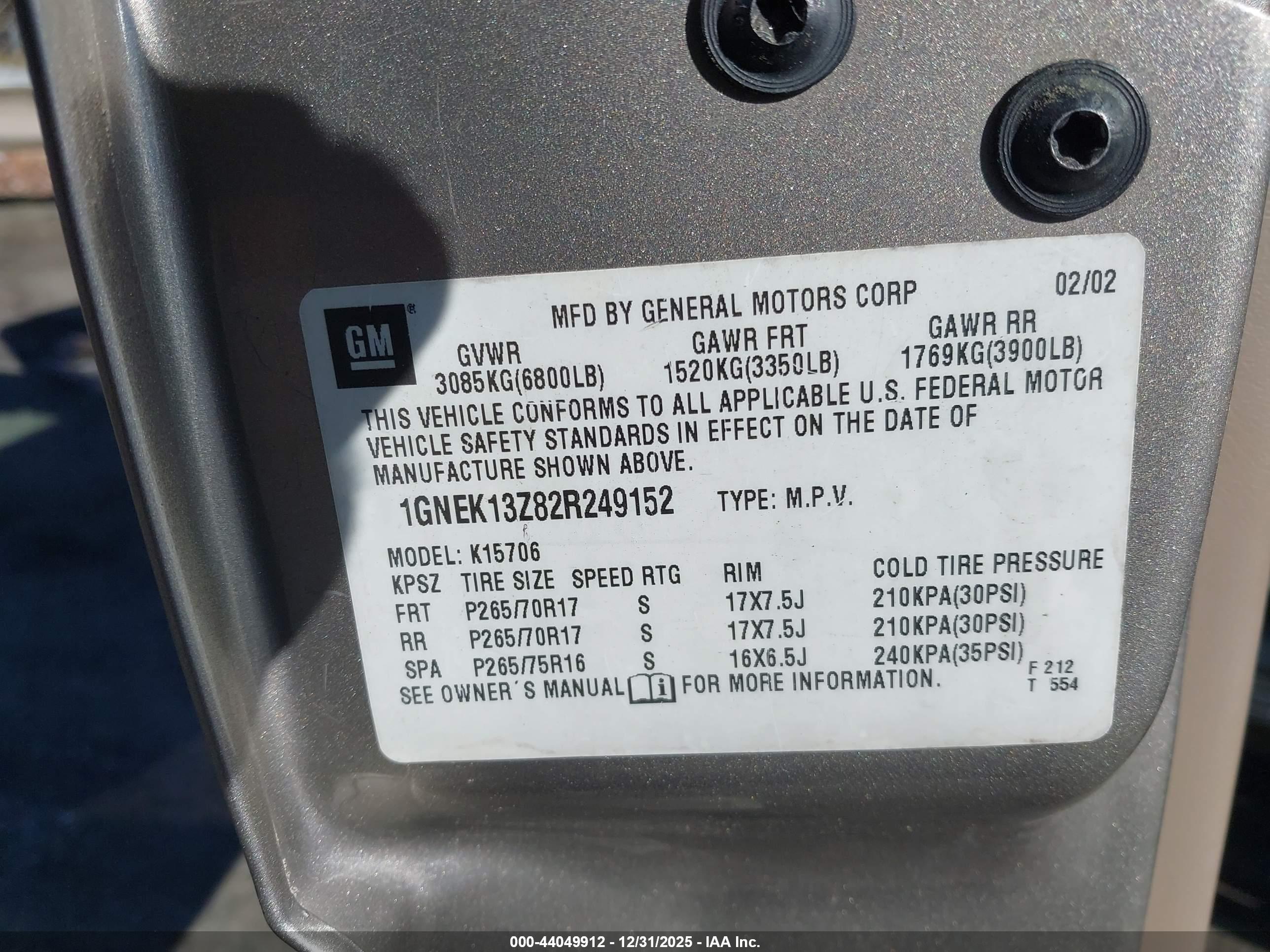 CHEVROLET TAHOE image 9