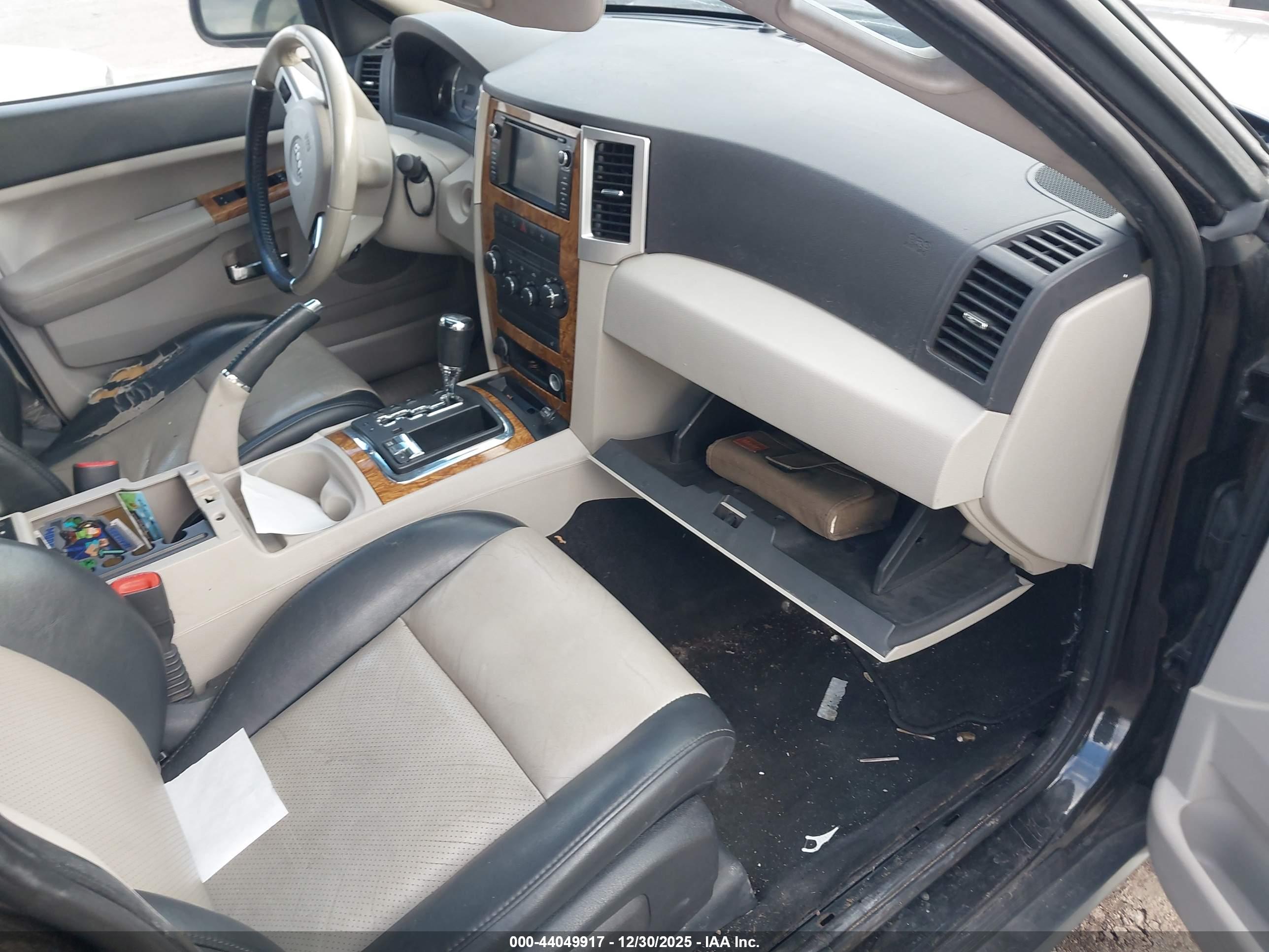 JEEP GRAND image 5