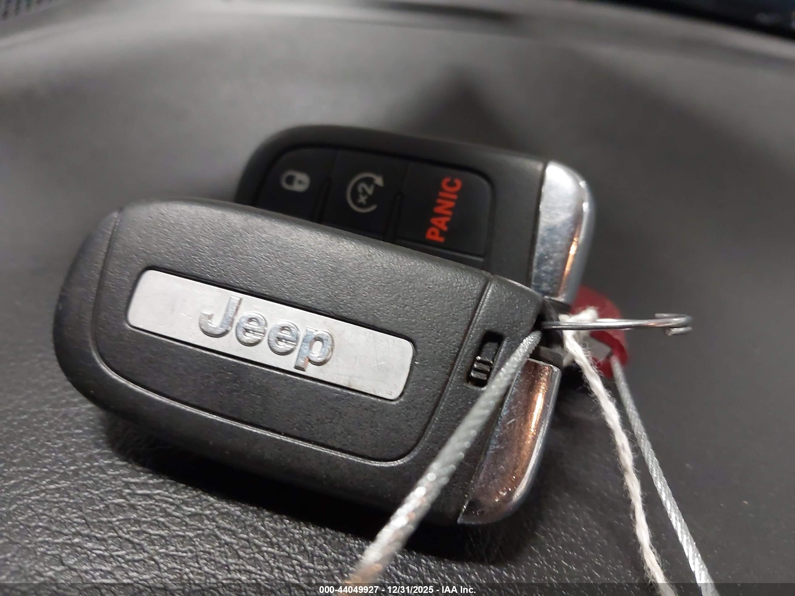 JEEP RENEGADE image 11