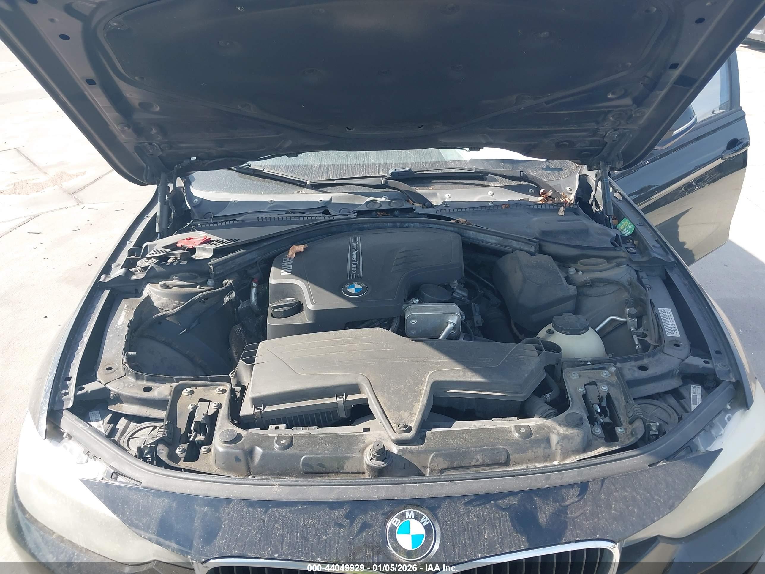 BMW 328I image 10