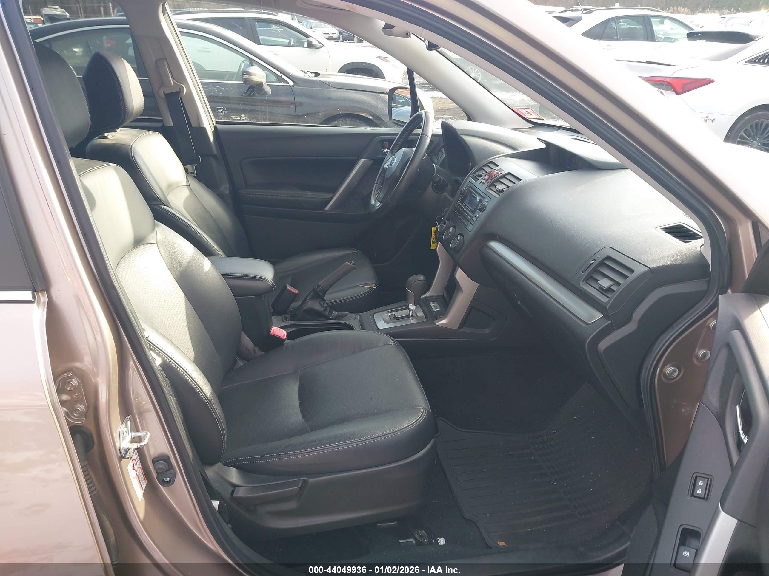 SUBARU FORESTER image 5