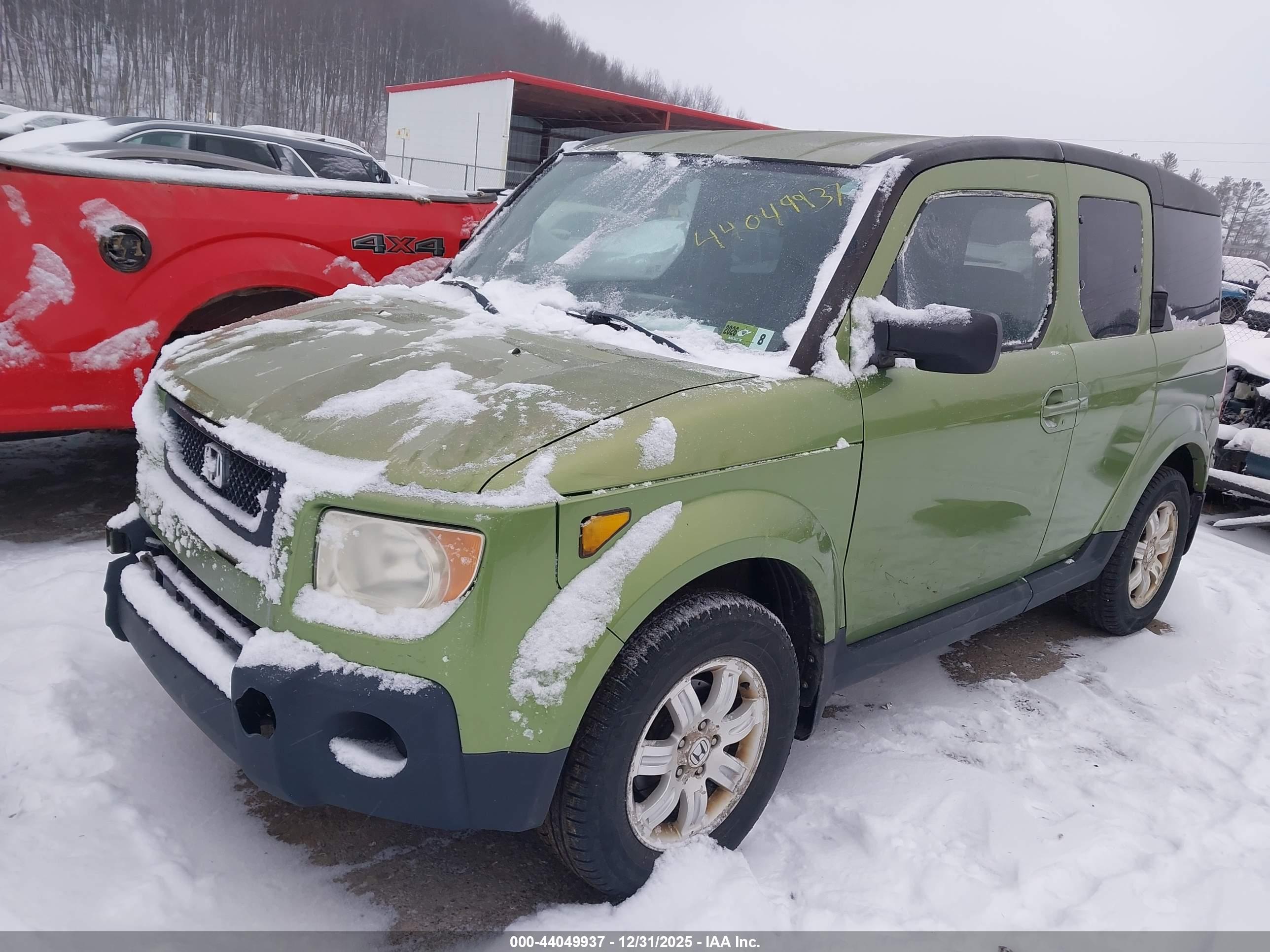 HONDA ELEMENT image 2