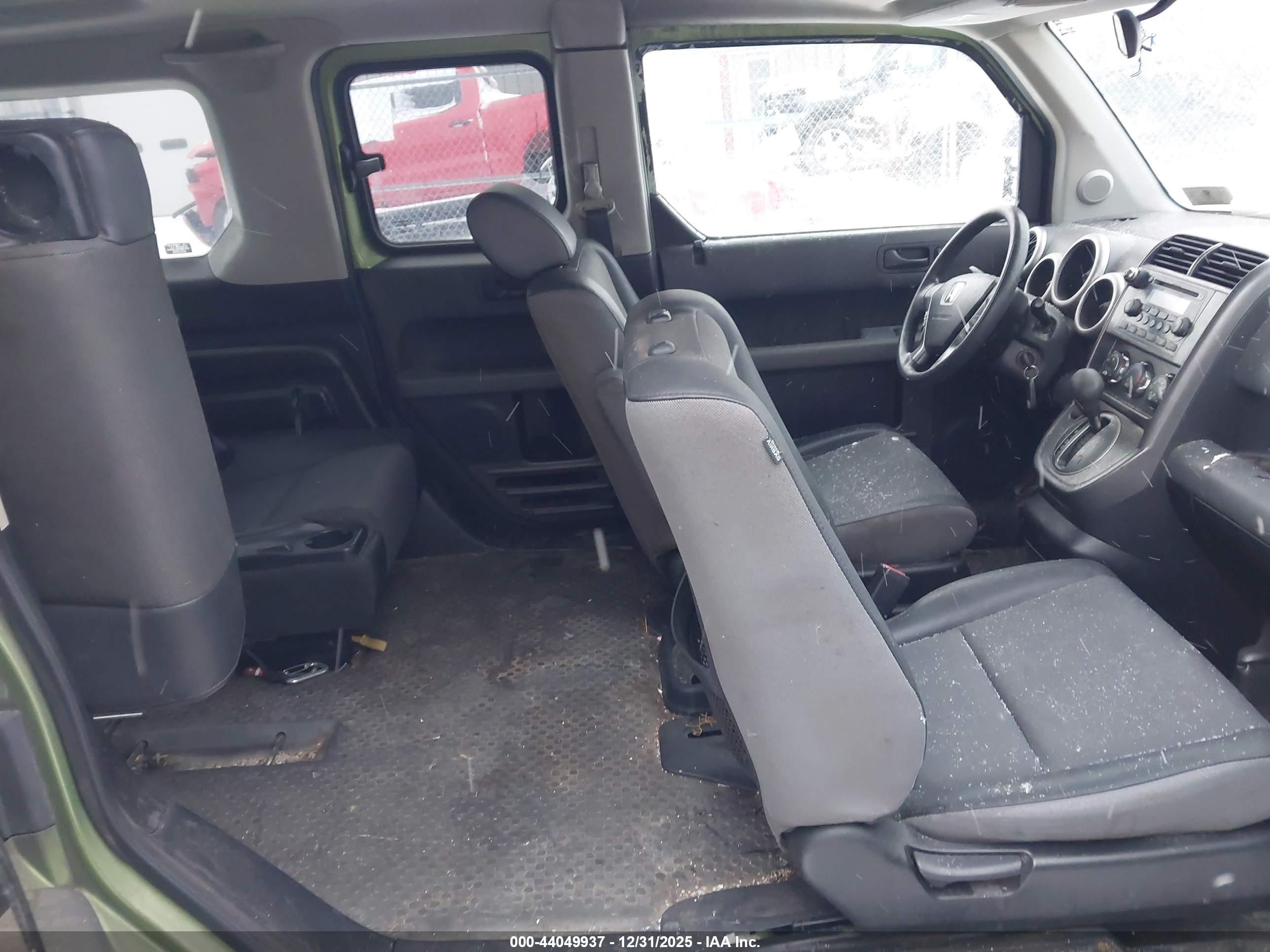 HONDA ELEMENT image 8