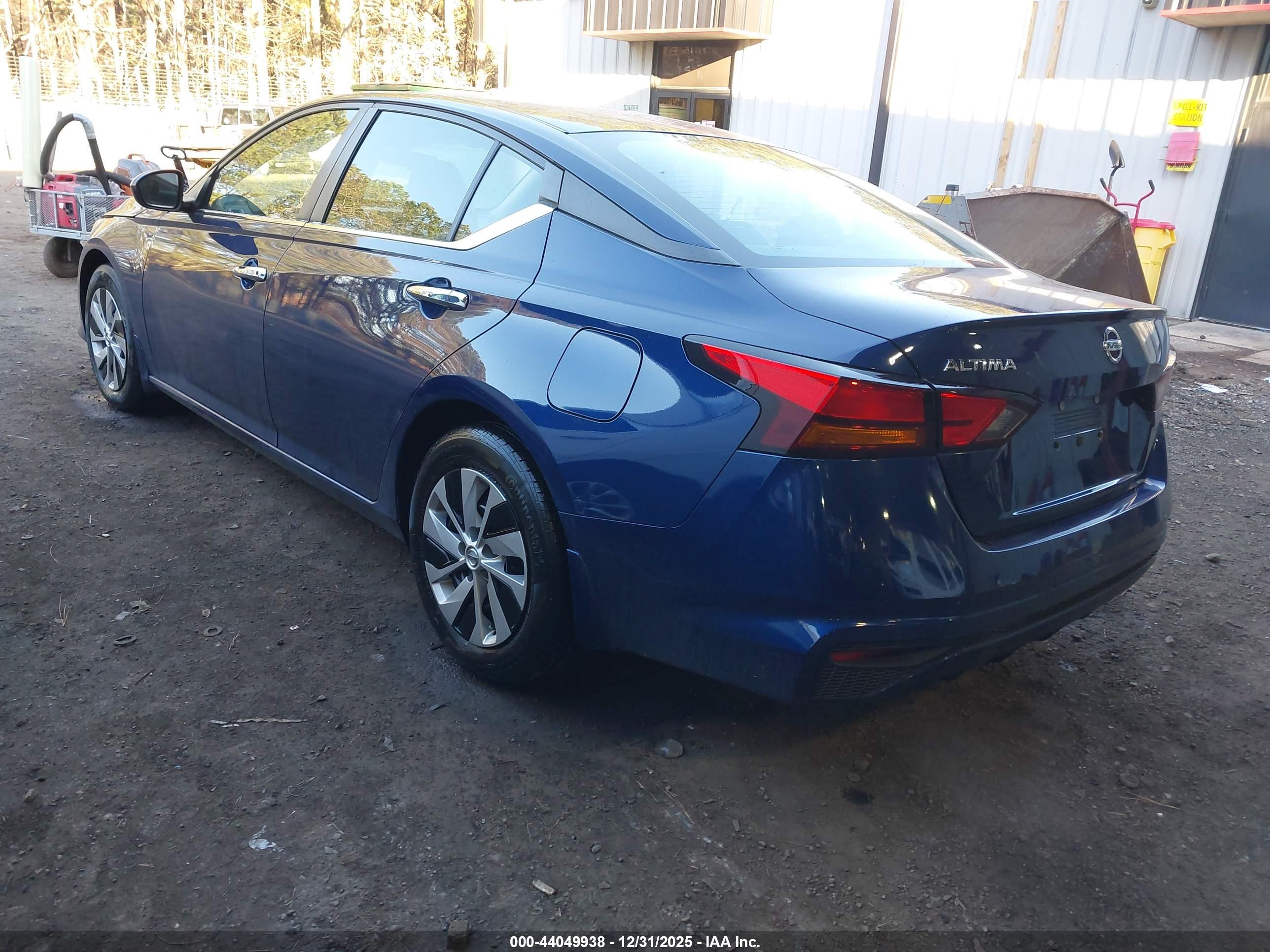 NISSAN ALTIMA image 3