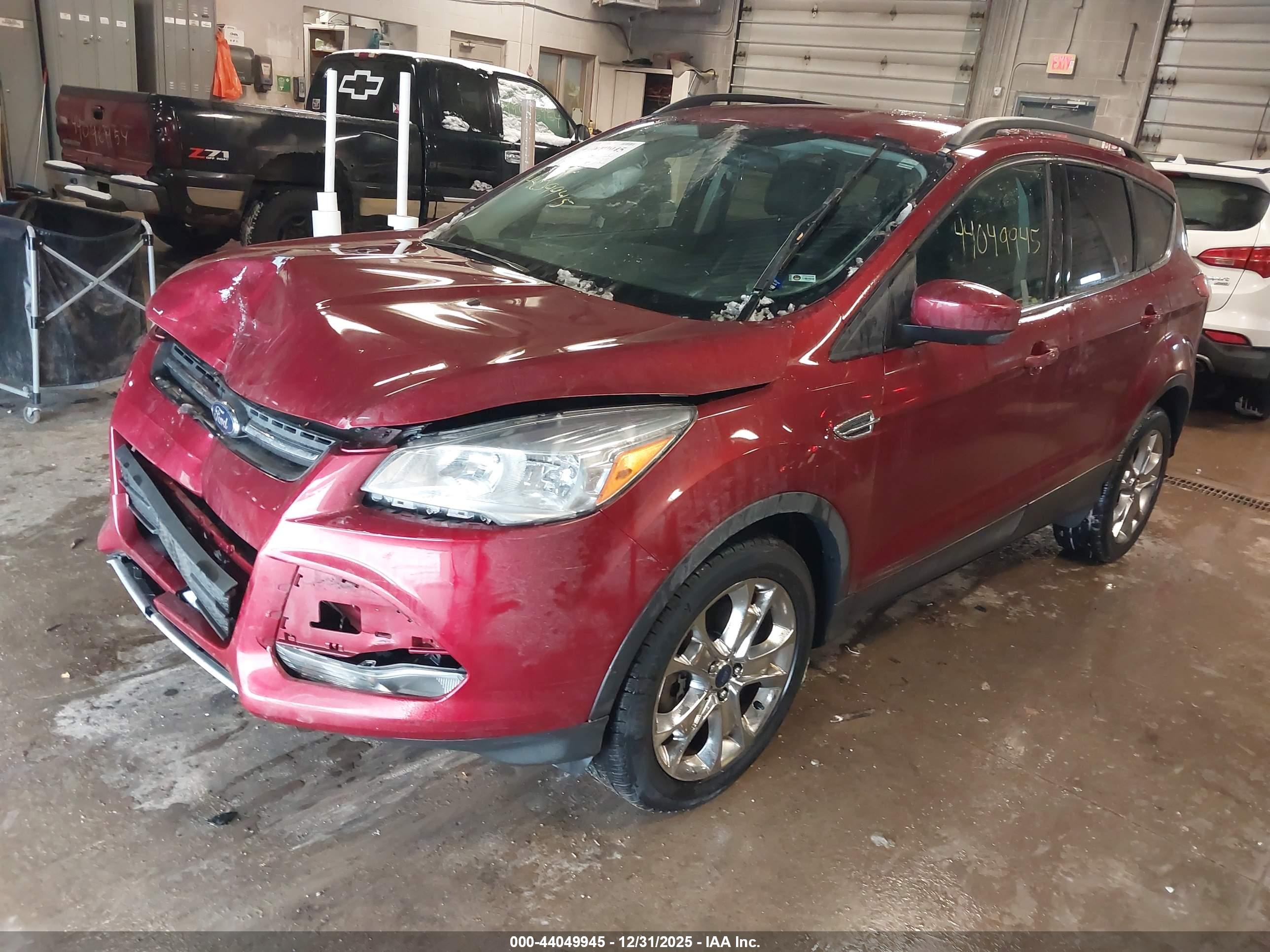 FORD ESCAPE image 2