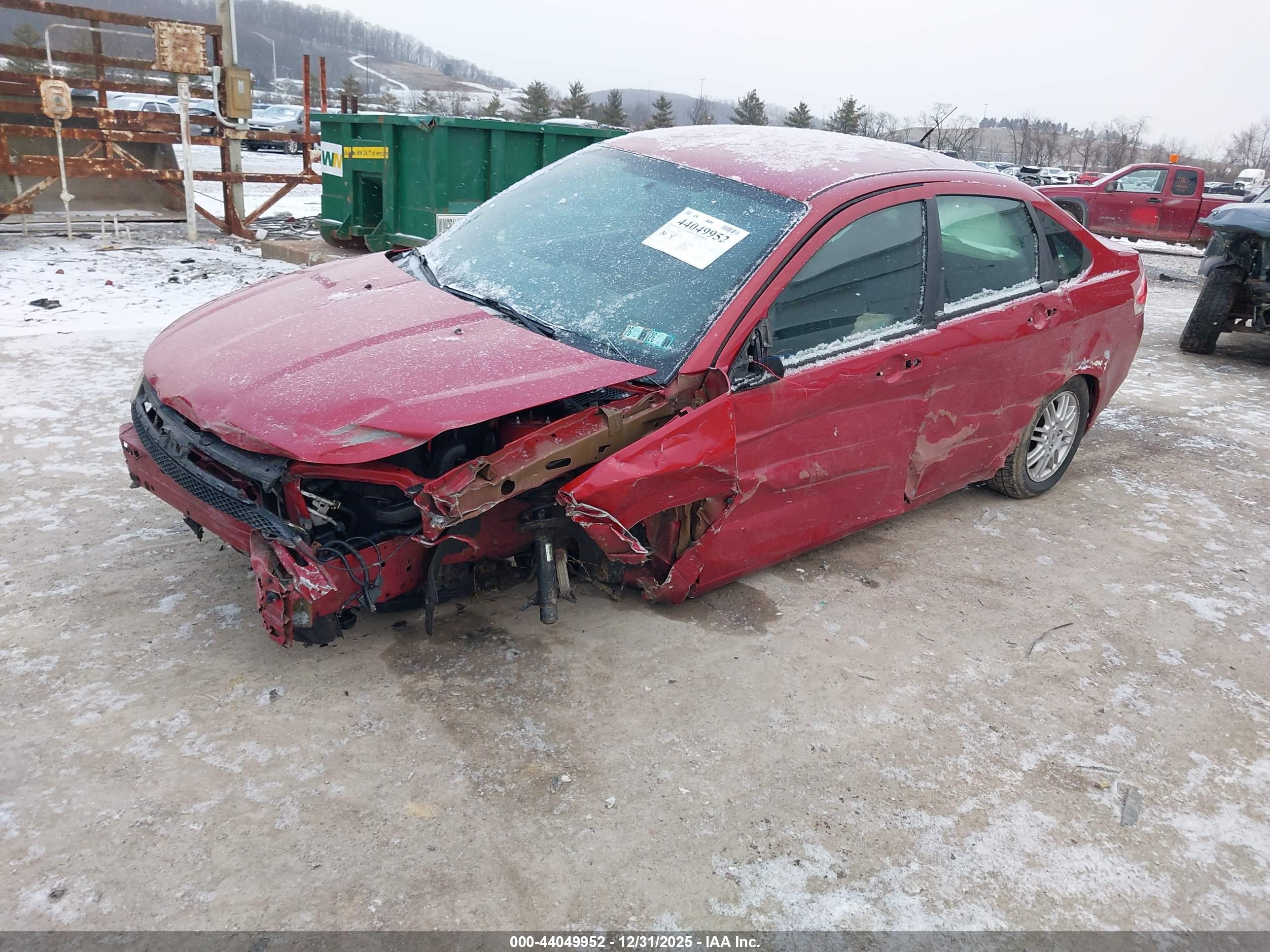 FORD FOCUS image 2