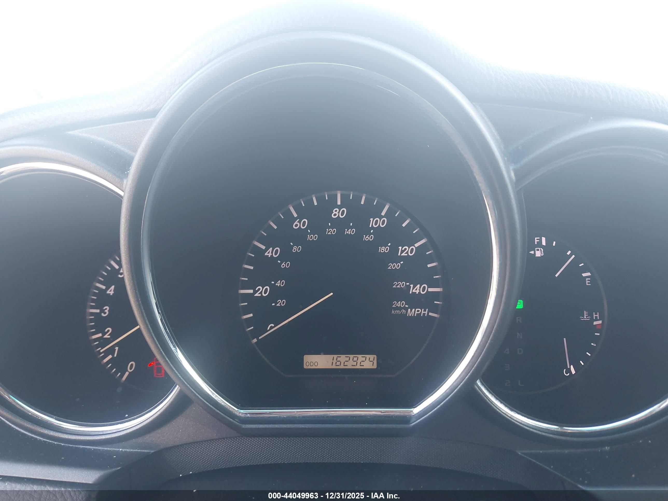 LEXUS RX image 7