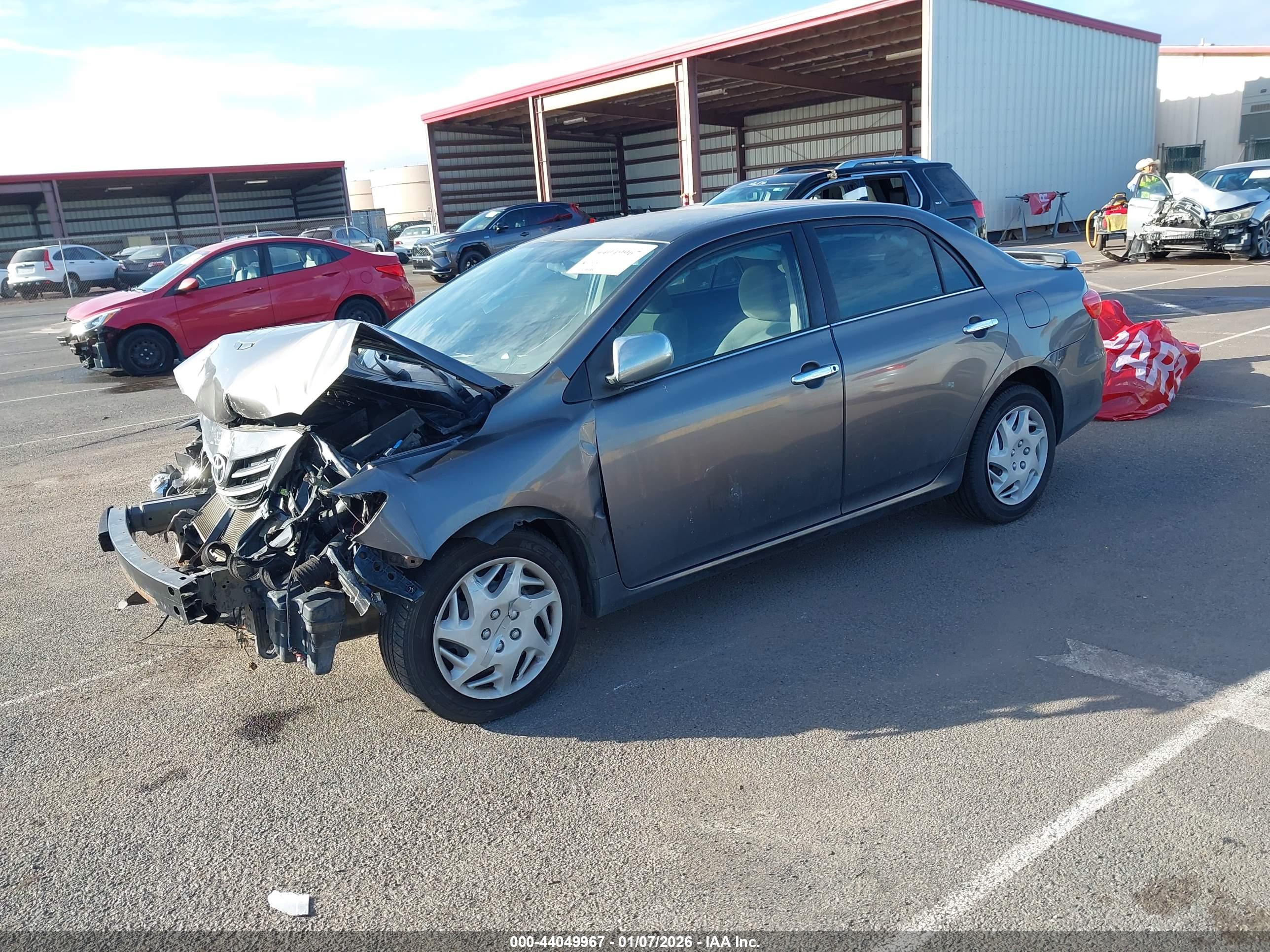 TOYOTA COROLLA image 2