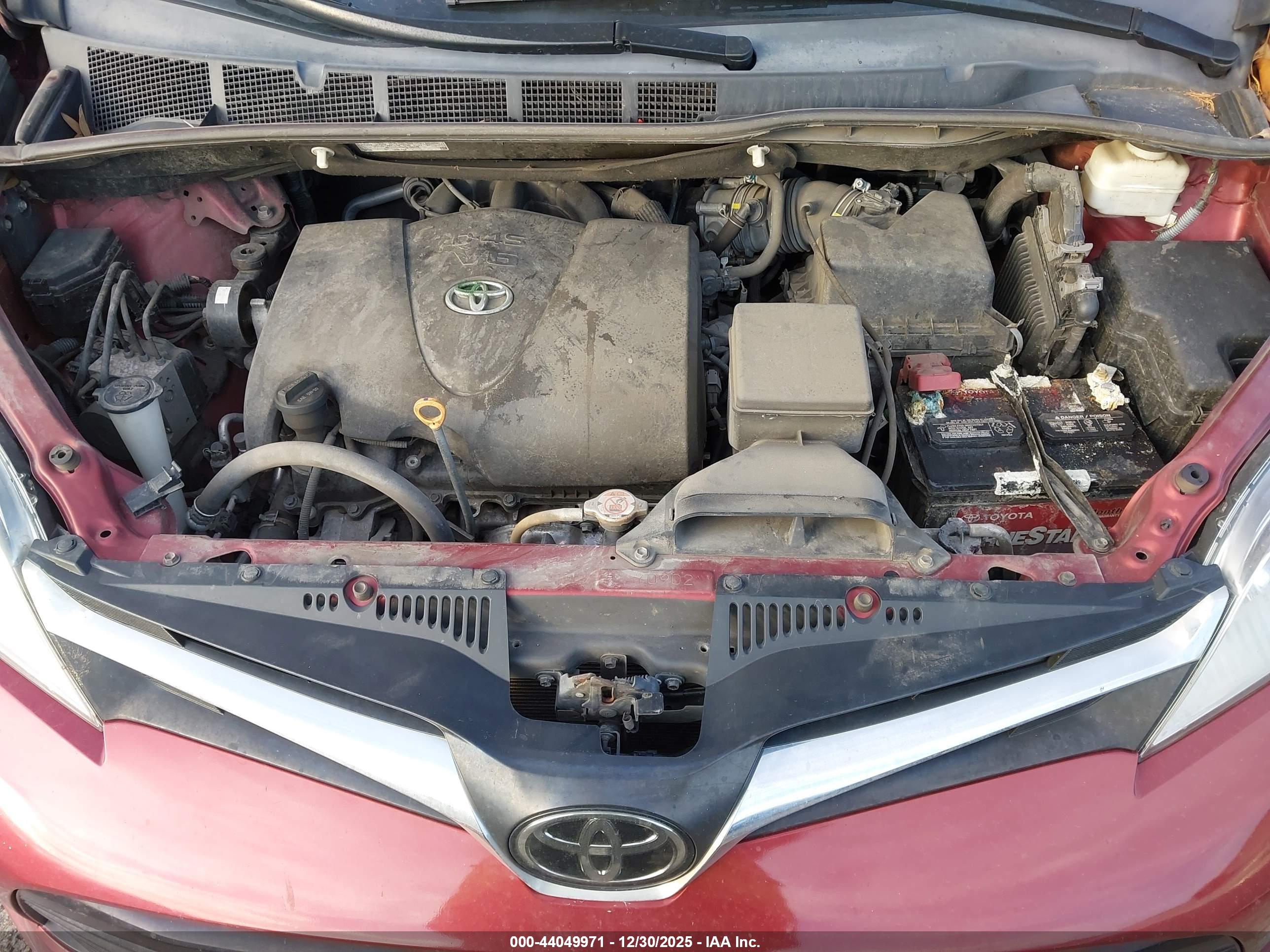 TOYOTA SIENNA image 10