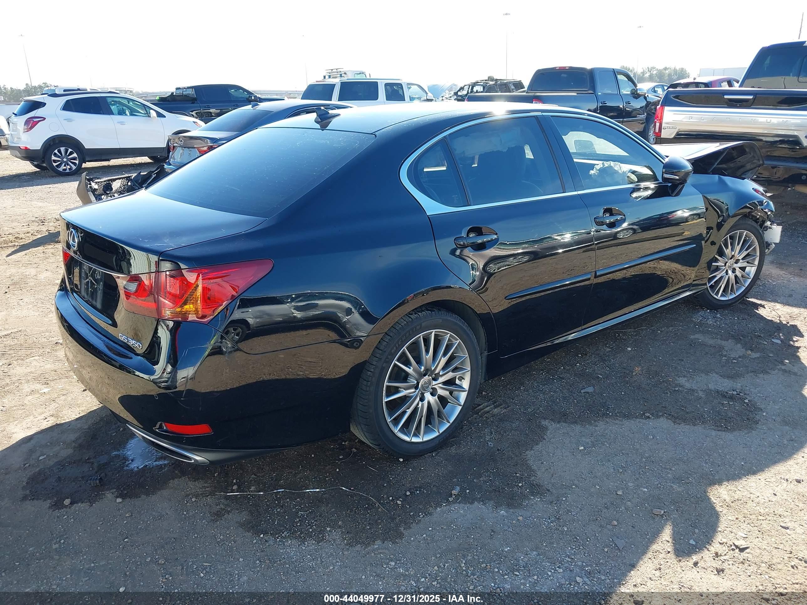 LEXUS GS image 4
