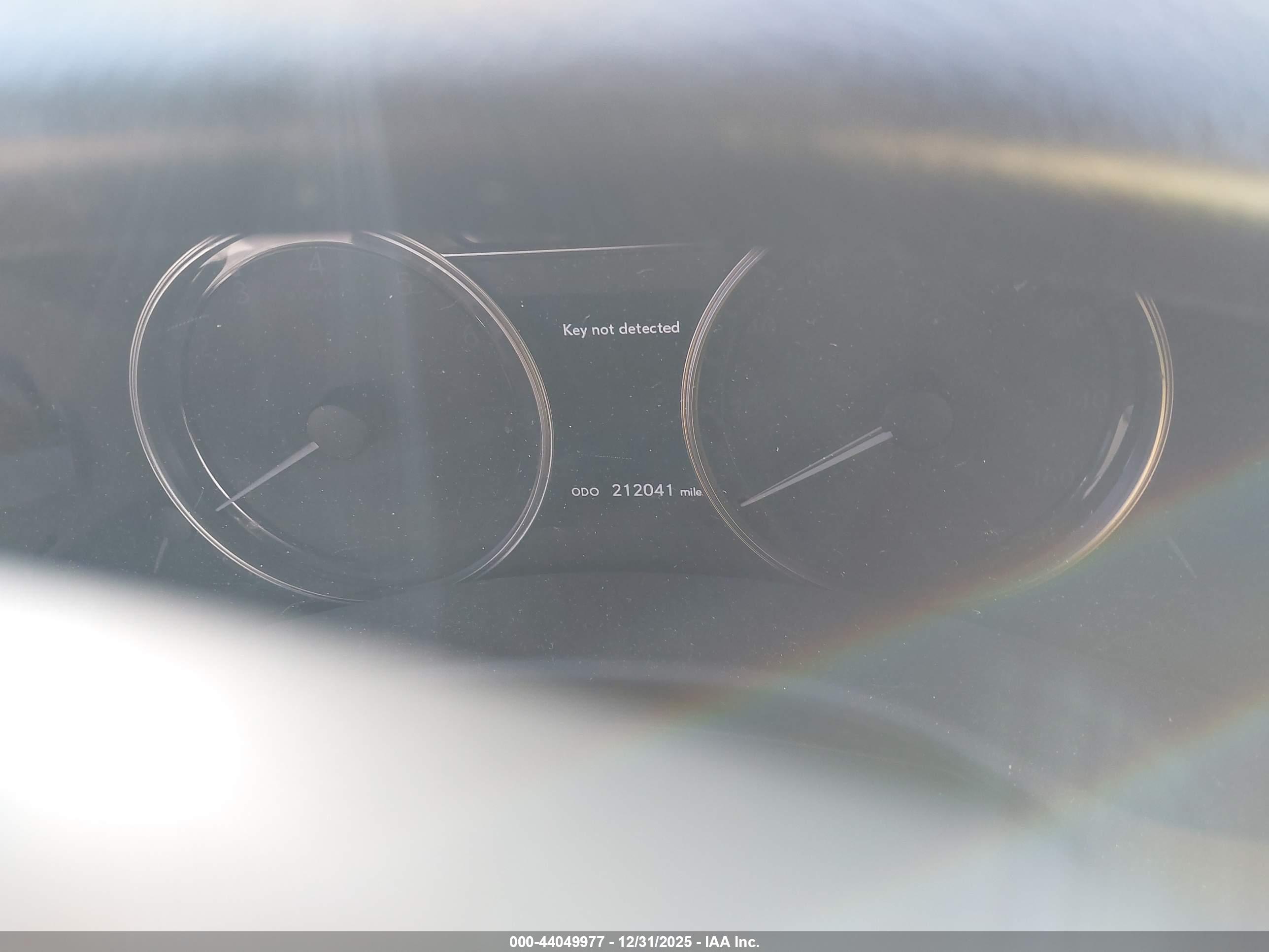 LEXUS GS image 7