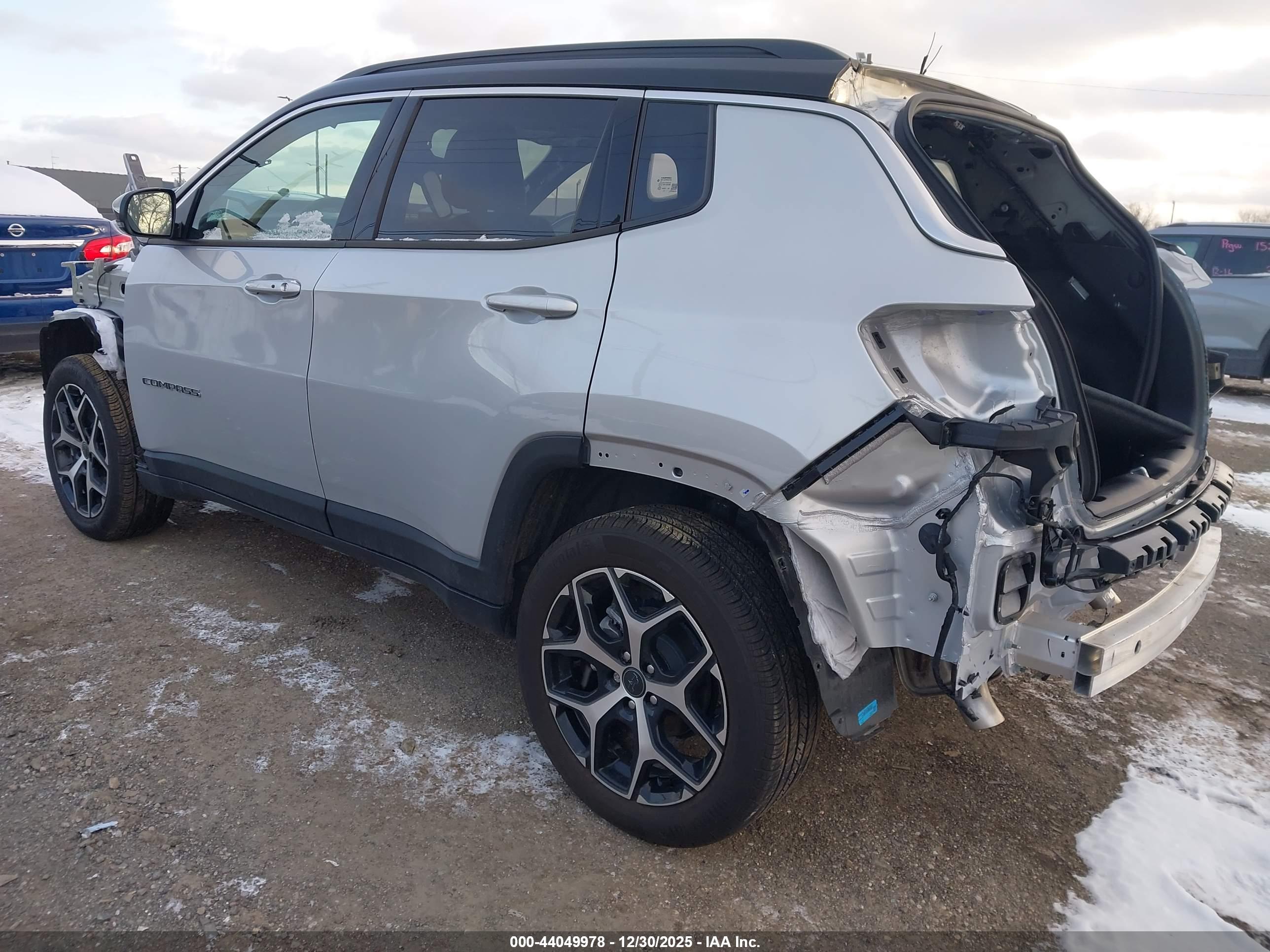 JEEP COMPASS image 3