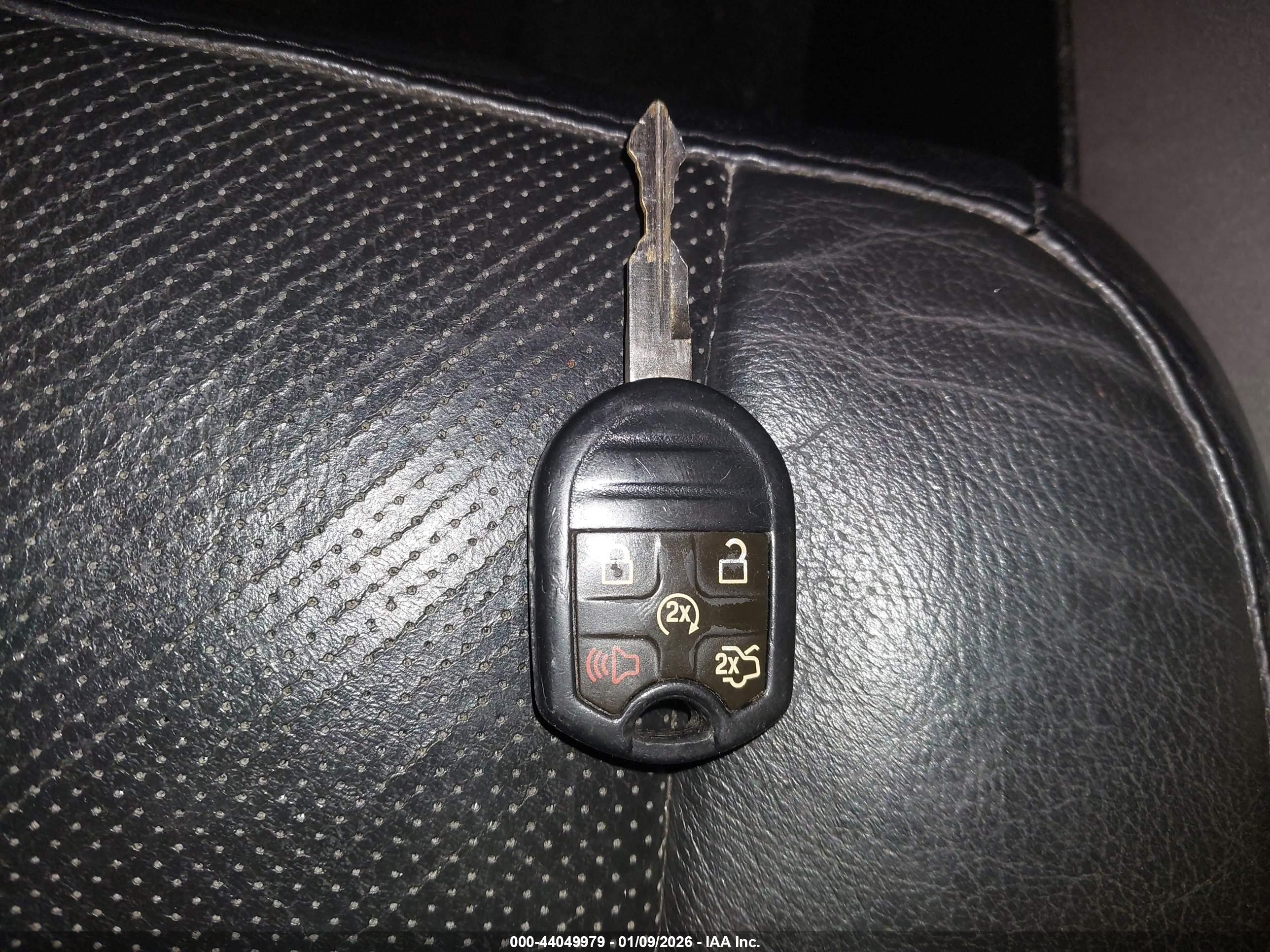 FORD EXPEDITION image 11