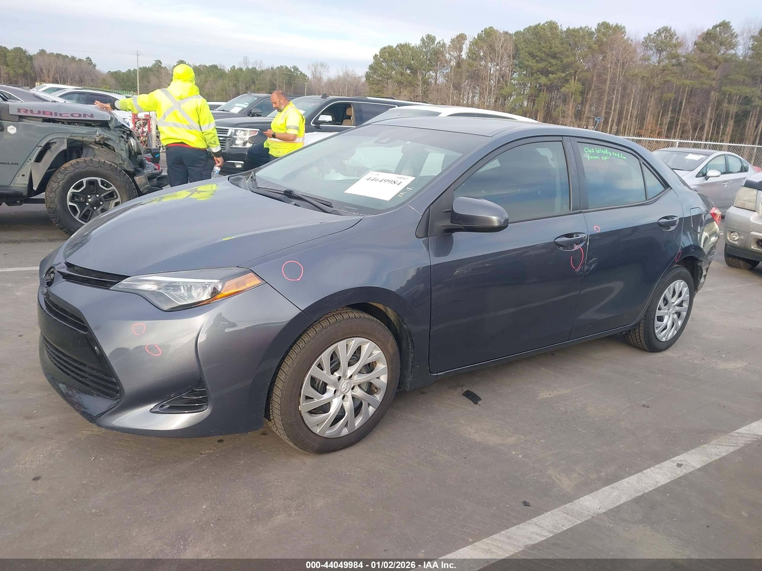 TOYOTA COROLLA image 2