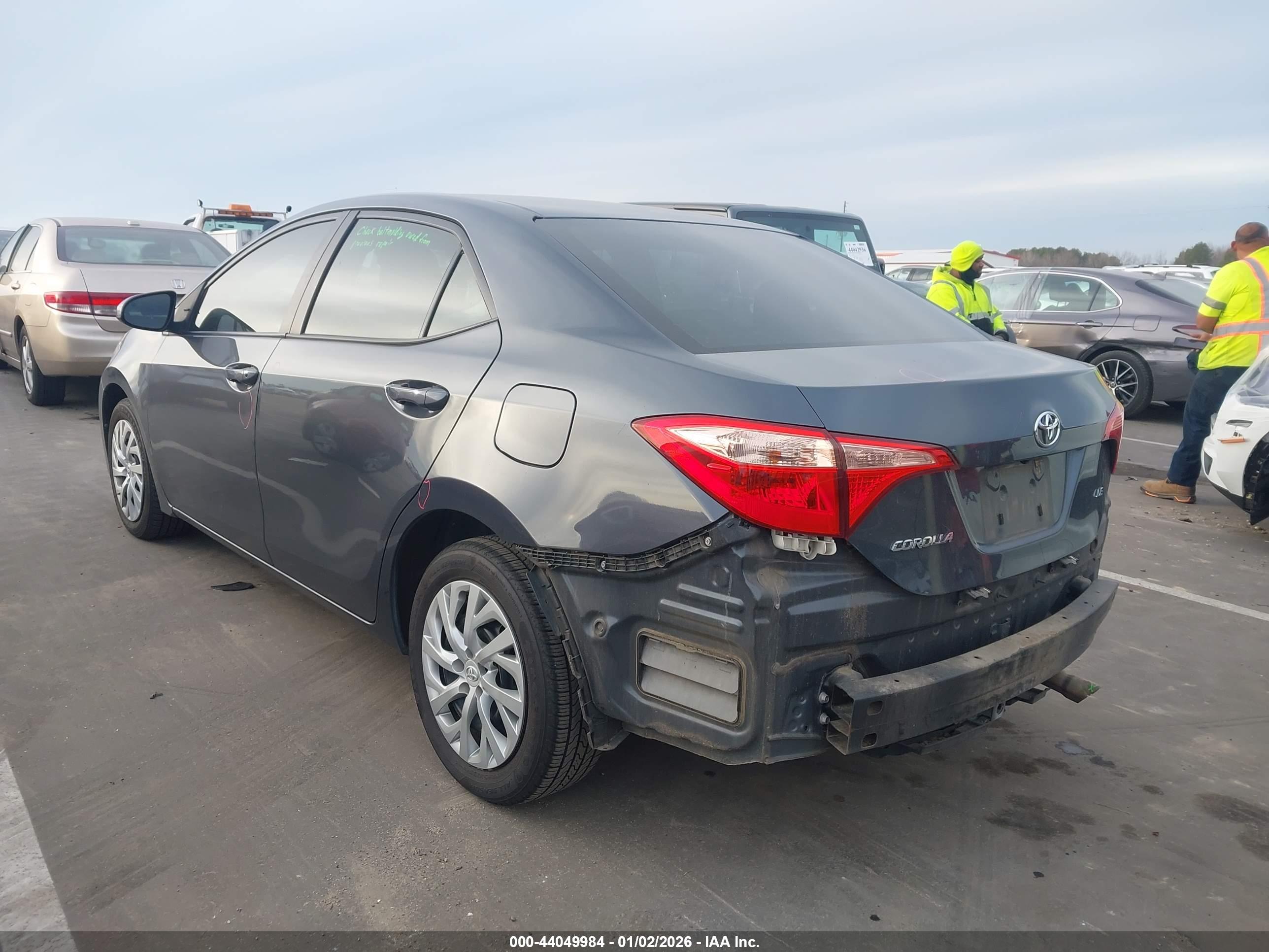 TOYOTA COROLLA image 3