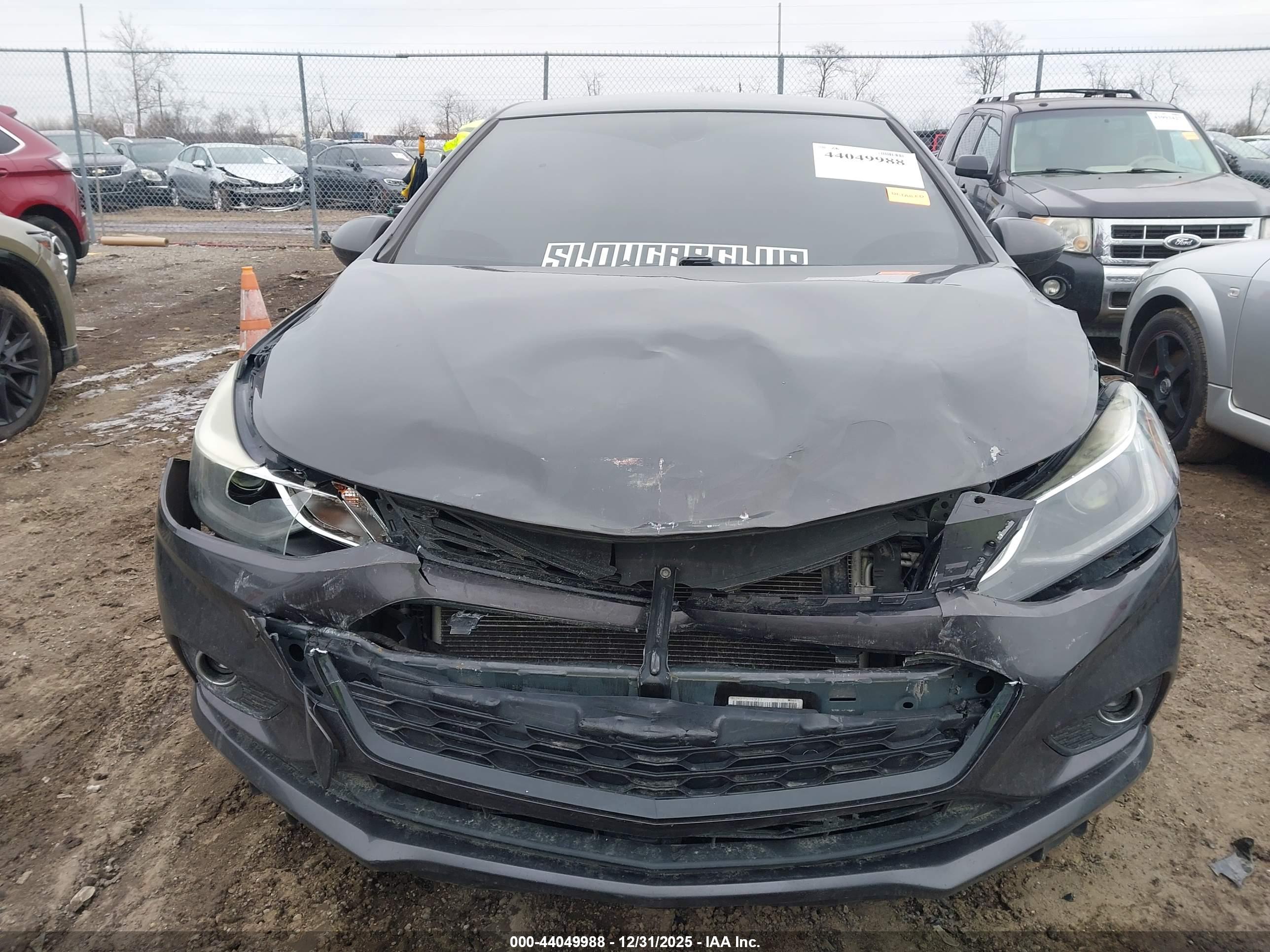 CHEVROLET CRUZE image 6