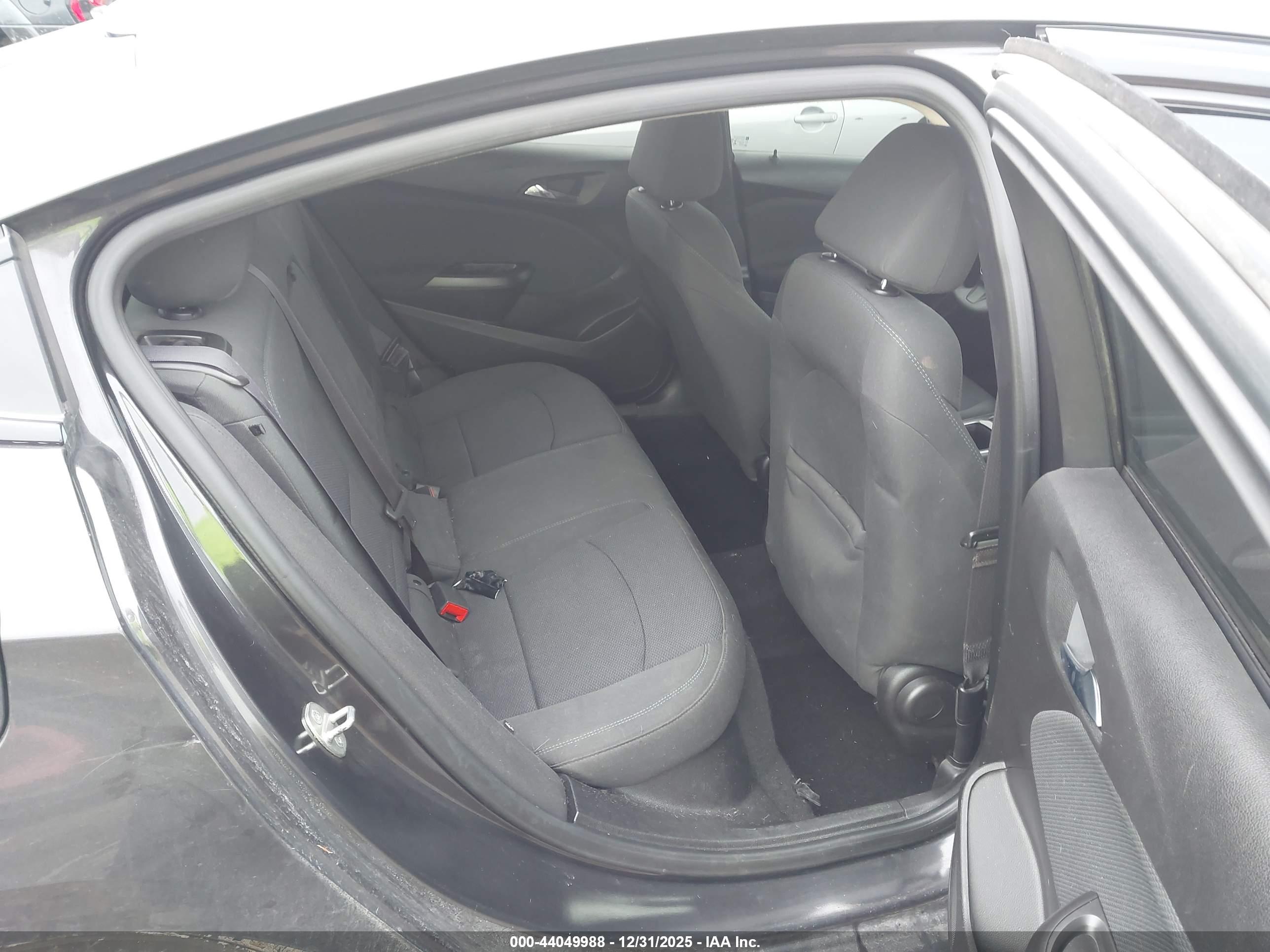 CHEVROLET CRUZE image 8