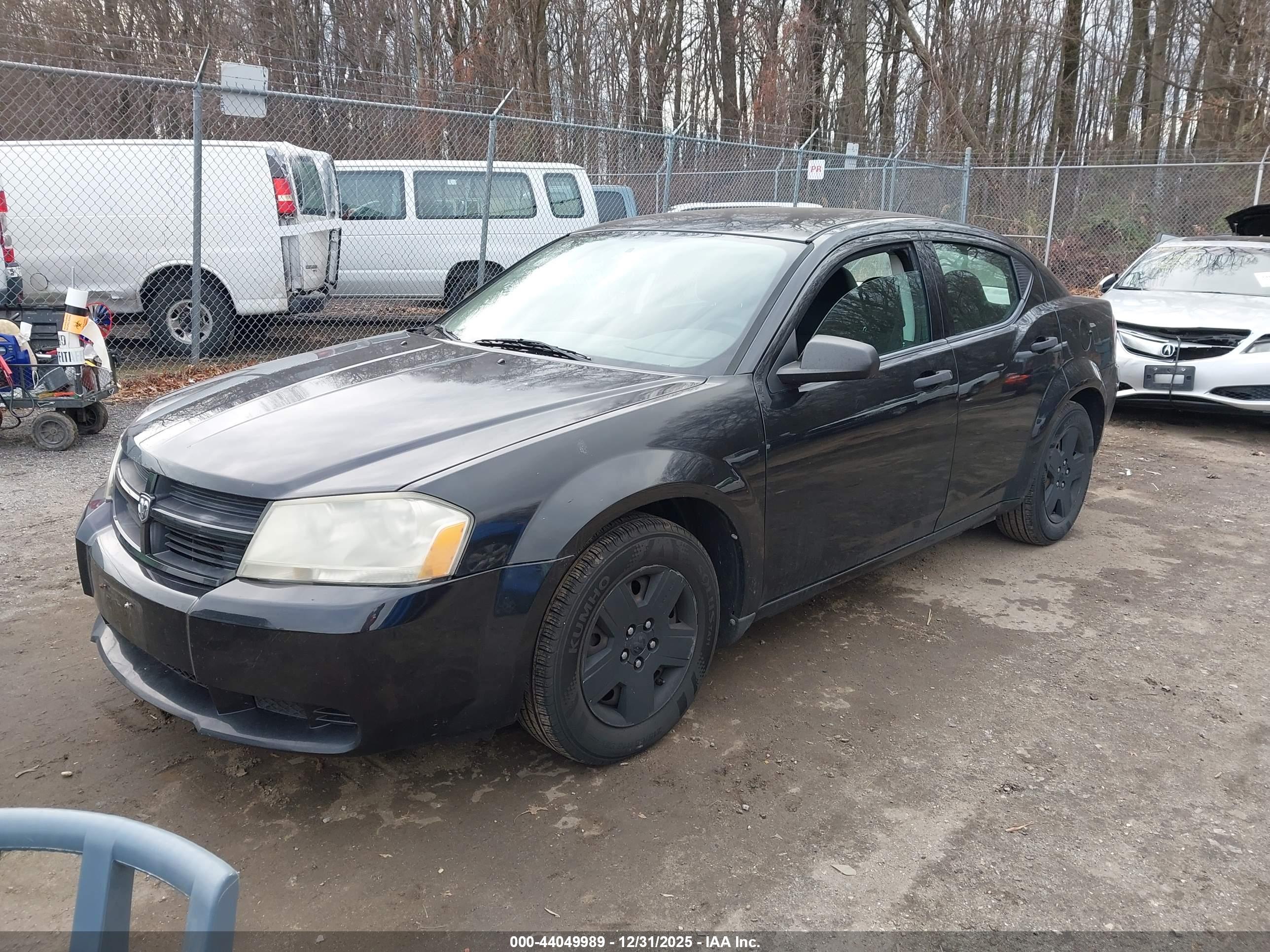 DODGE AVENGER image 2