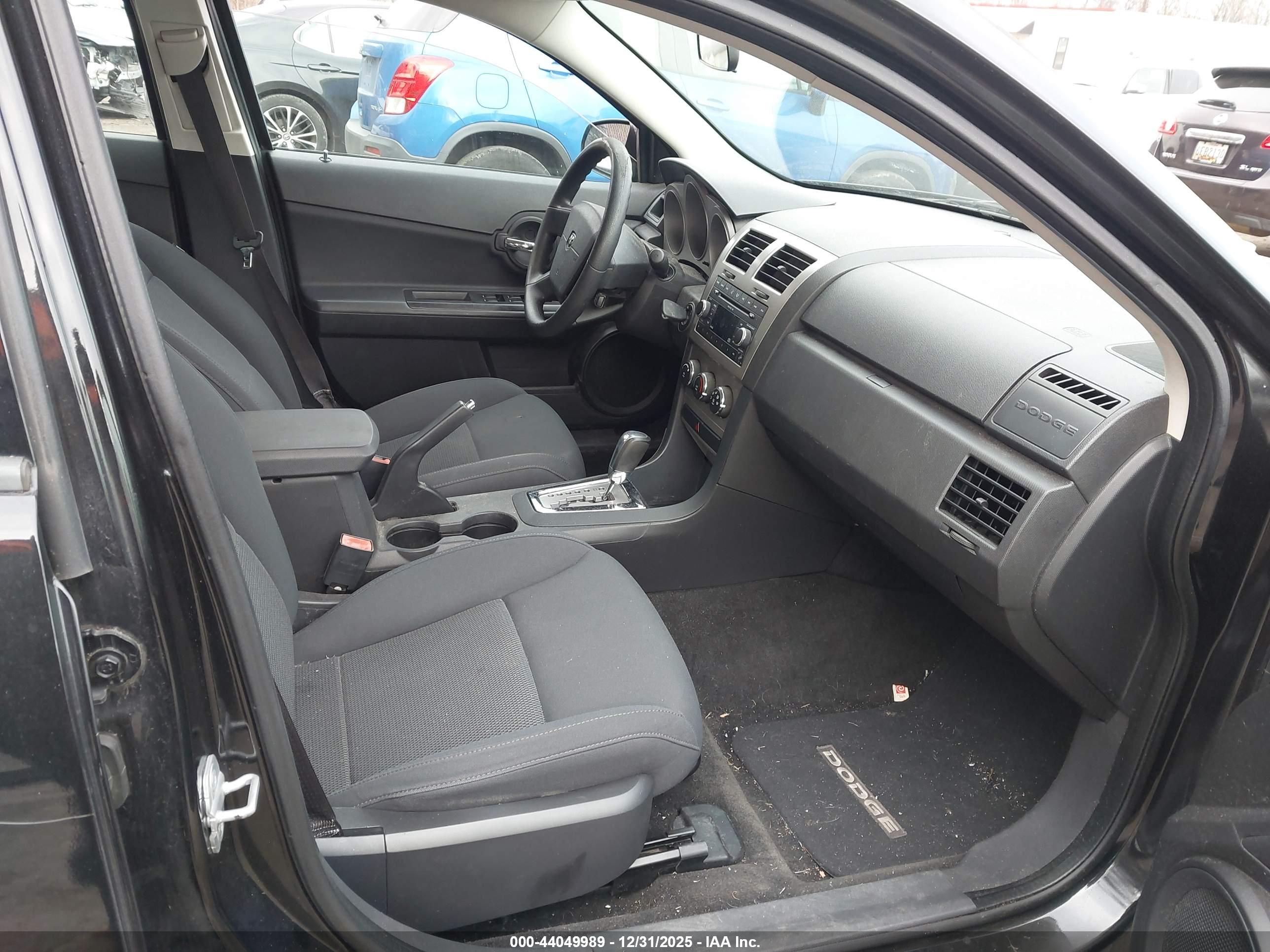 DODGE AVENGER image 5