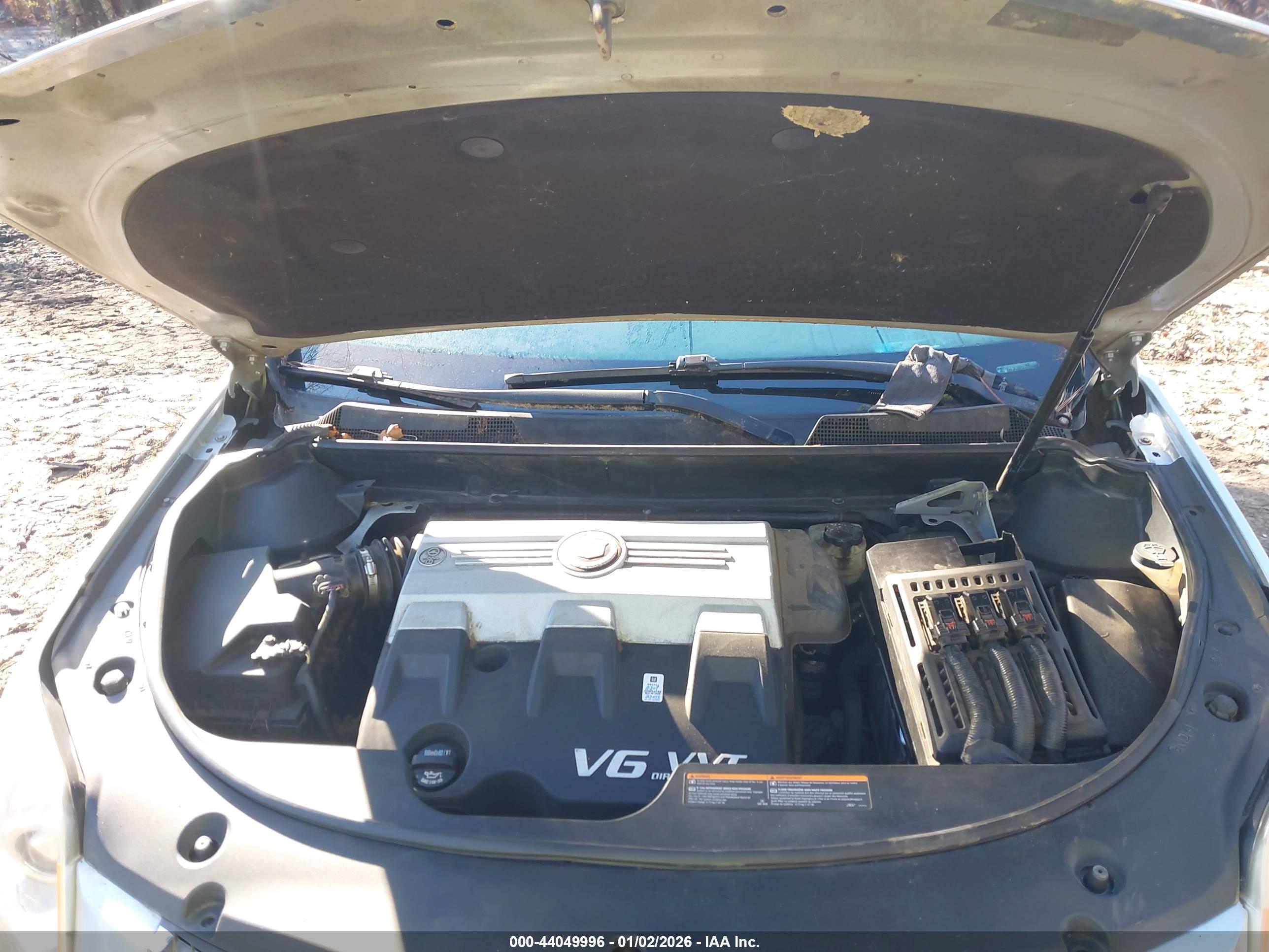 CADILLAC SRX image 10