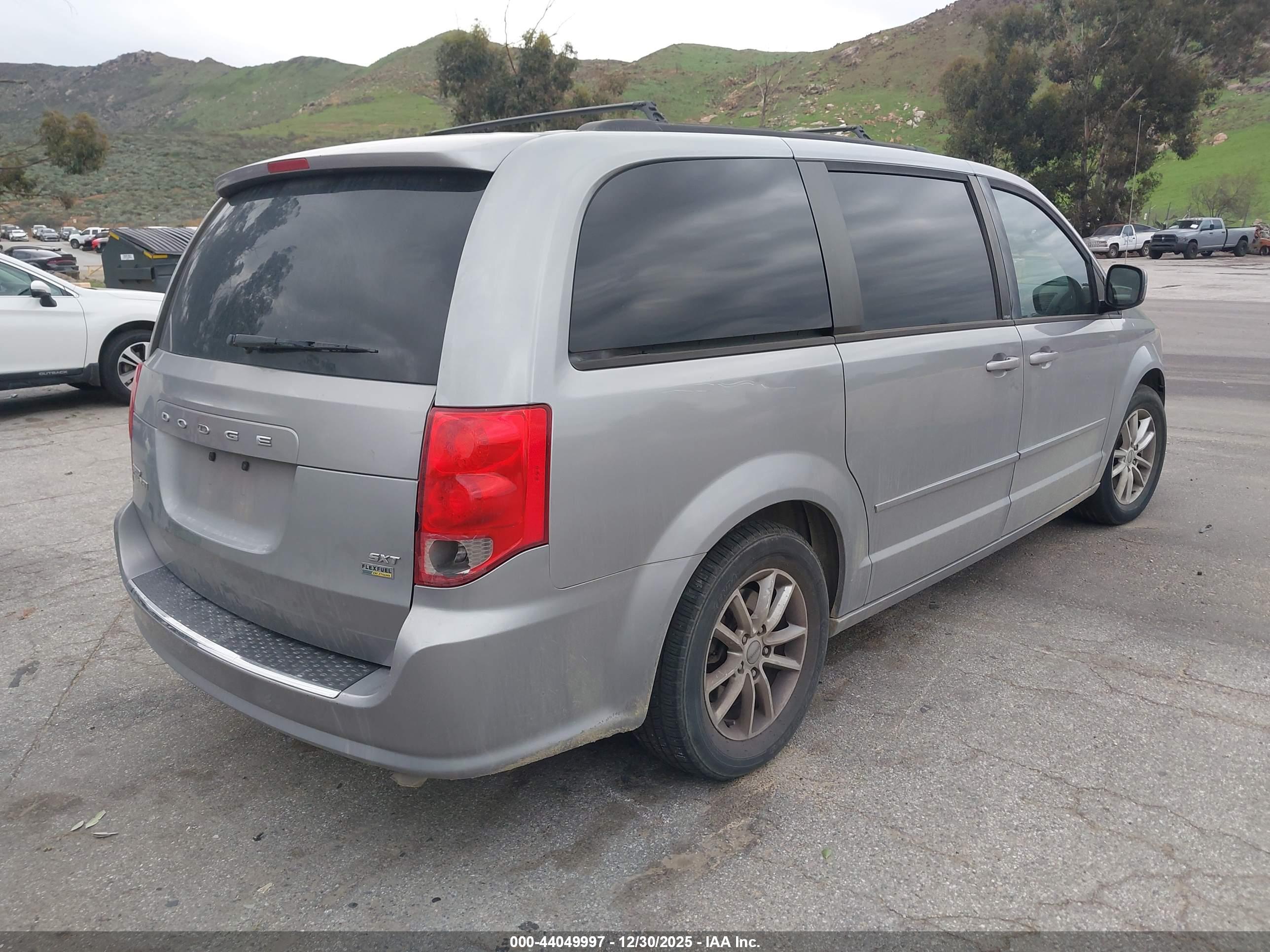 DODGE GRAND image 4