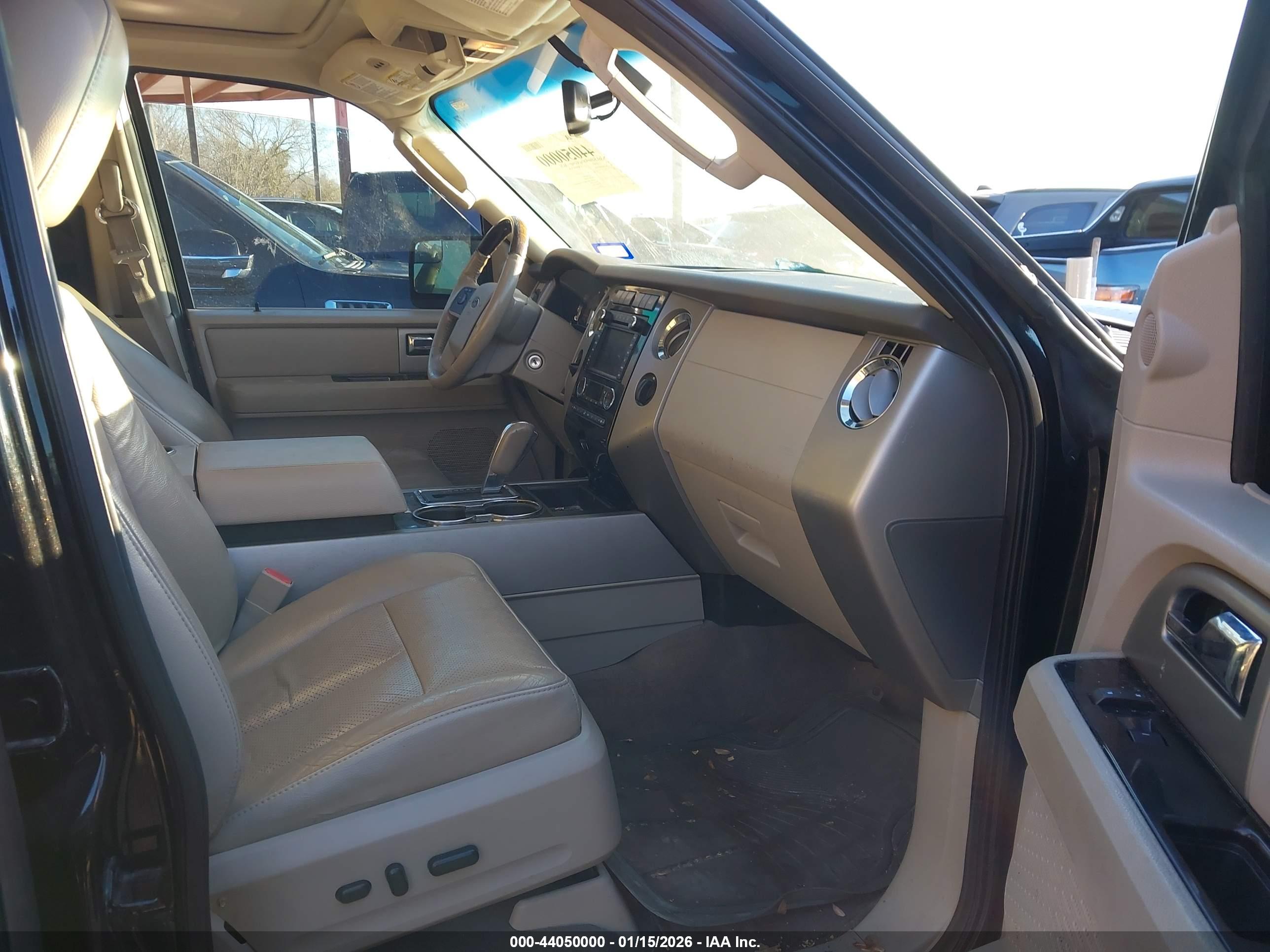 FORD EXPEDITION image 5