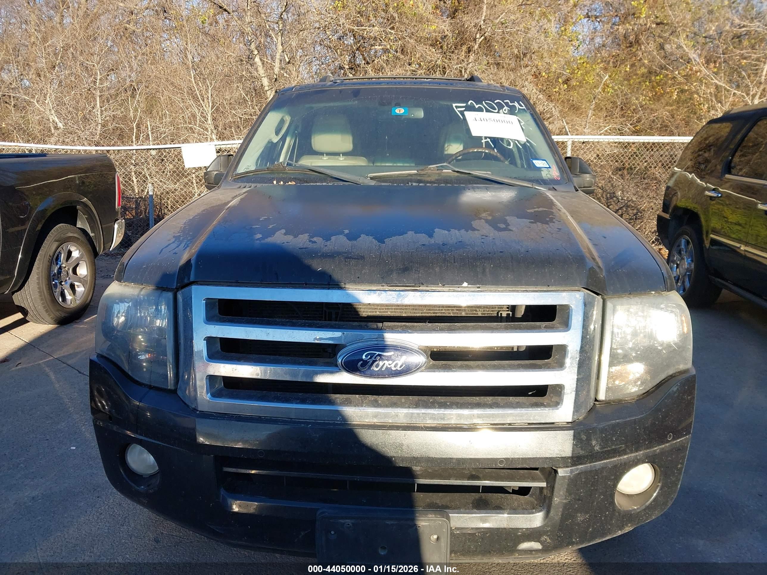 FORD EXPEDITION image 6
