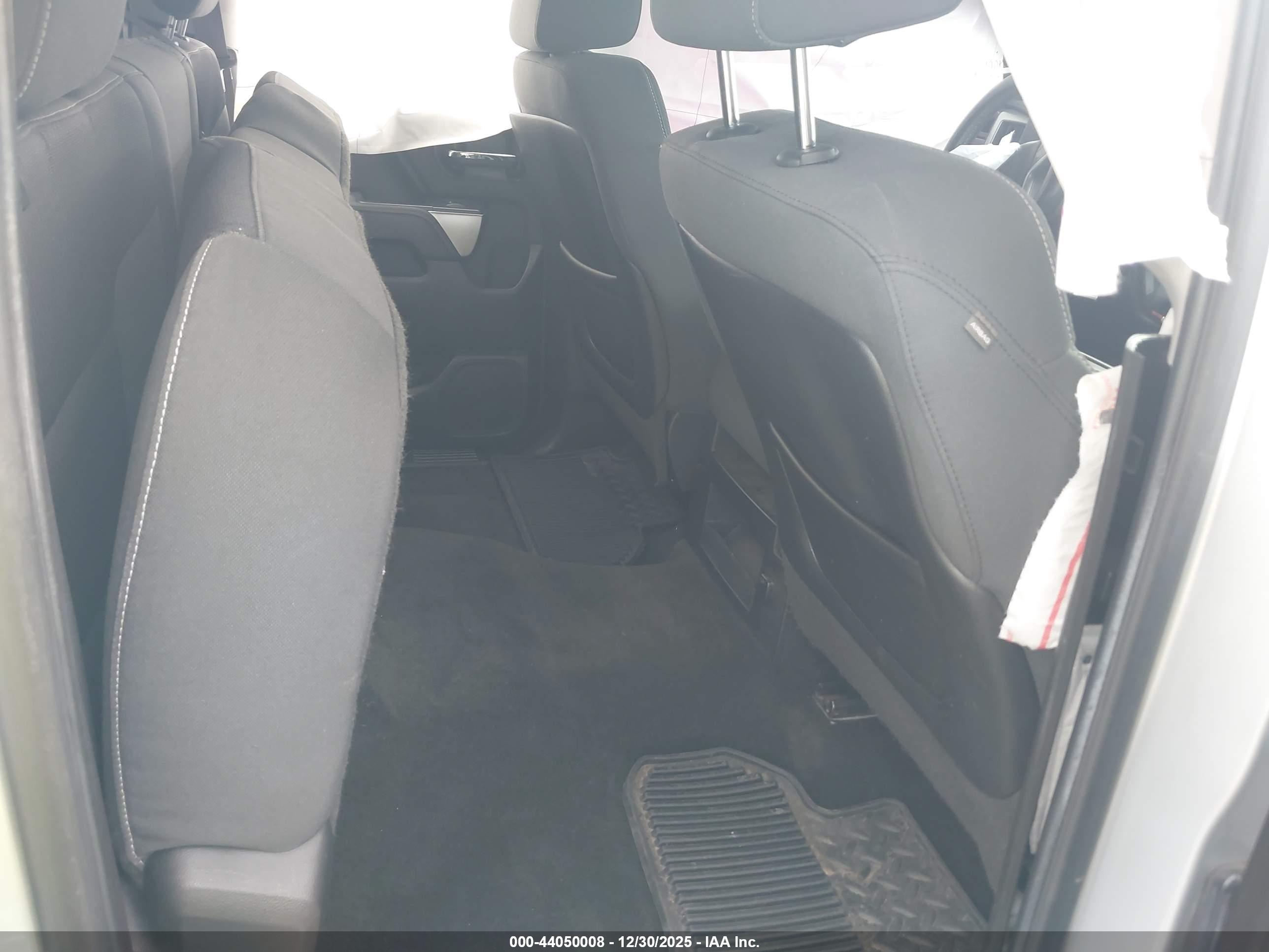 CHEVROLET SILVERADO image 8