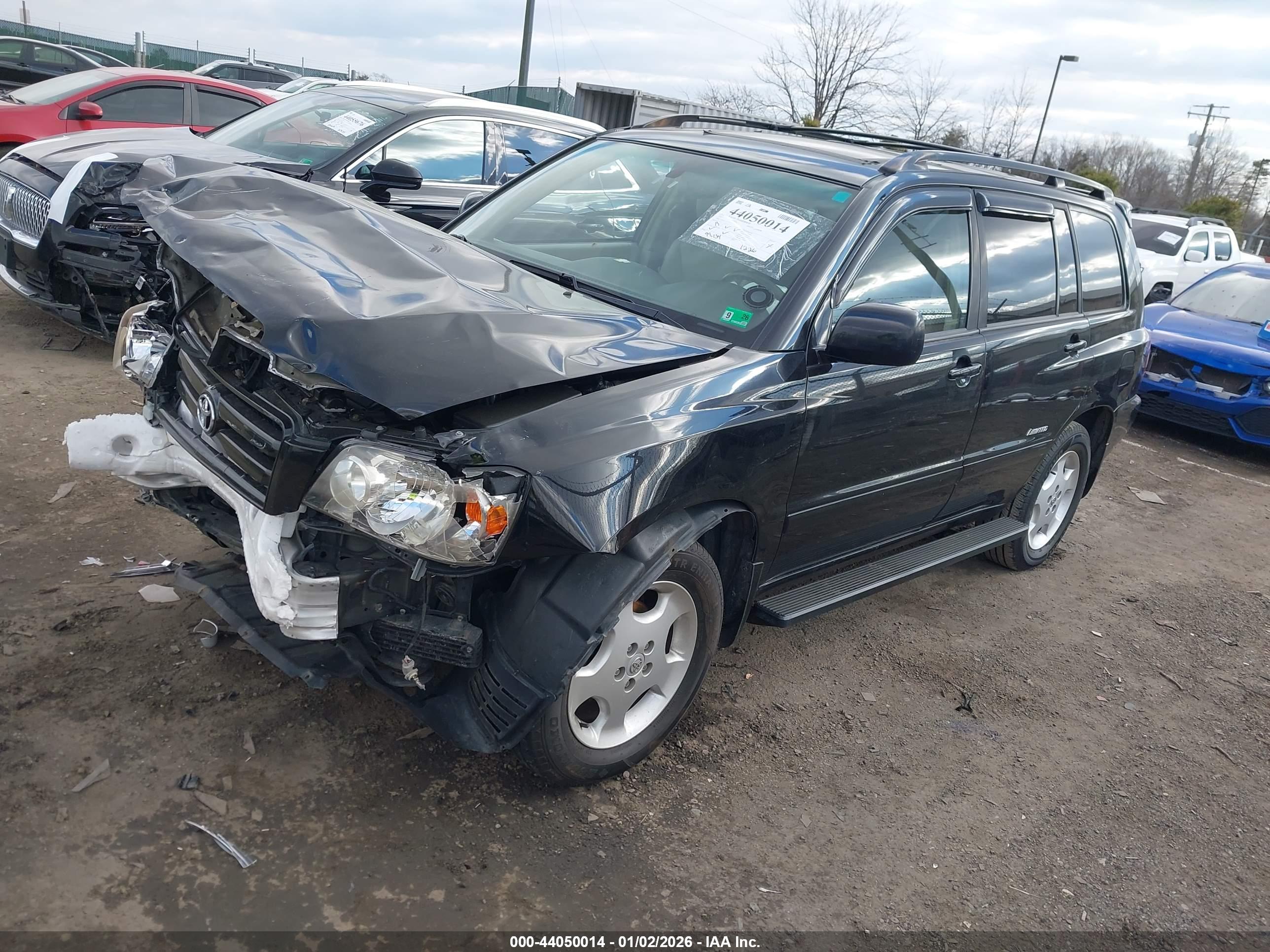 TOYOTA HIGHLANDER image 2