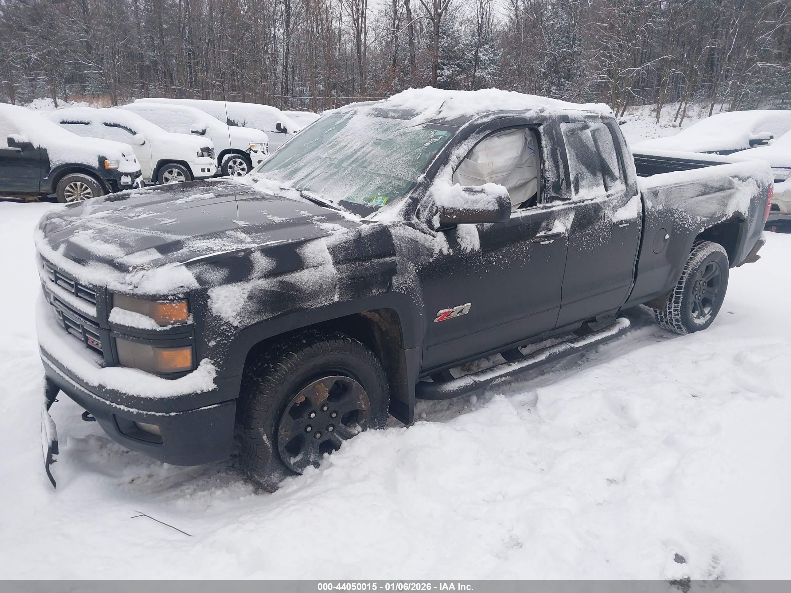 CHEVROLET SILVERADO image 2