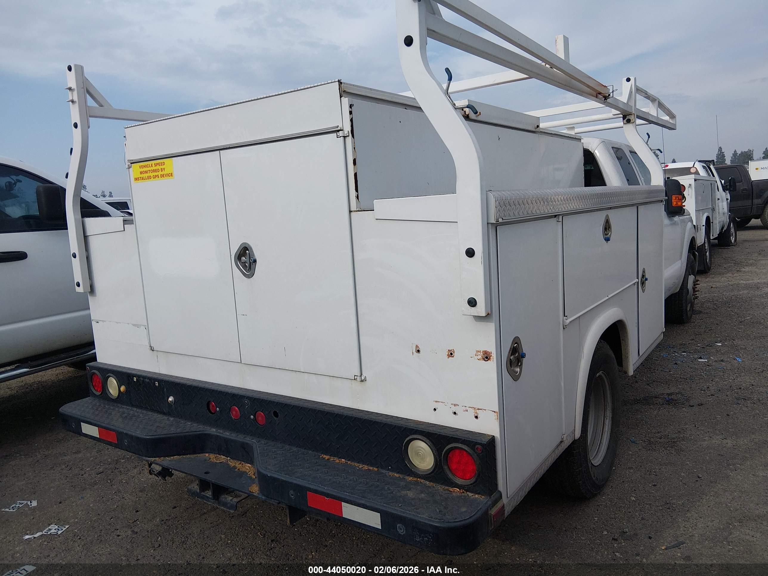 FORD F-350 image 4