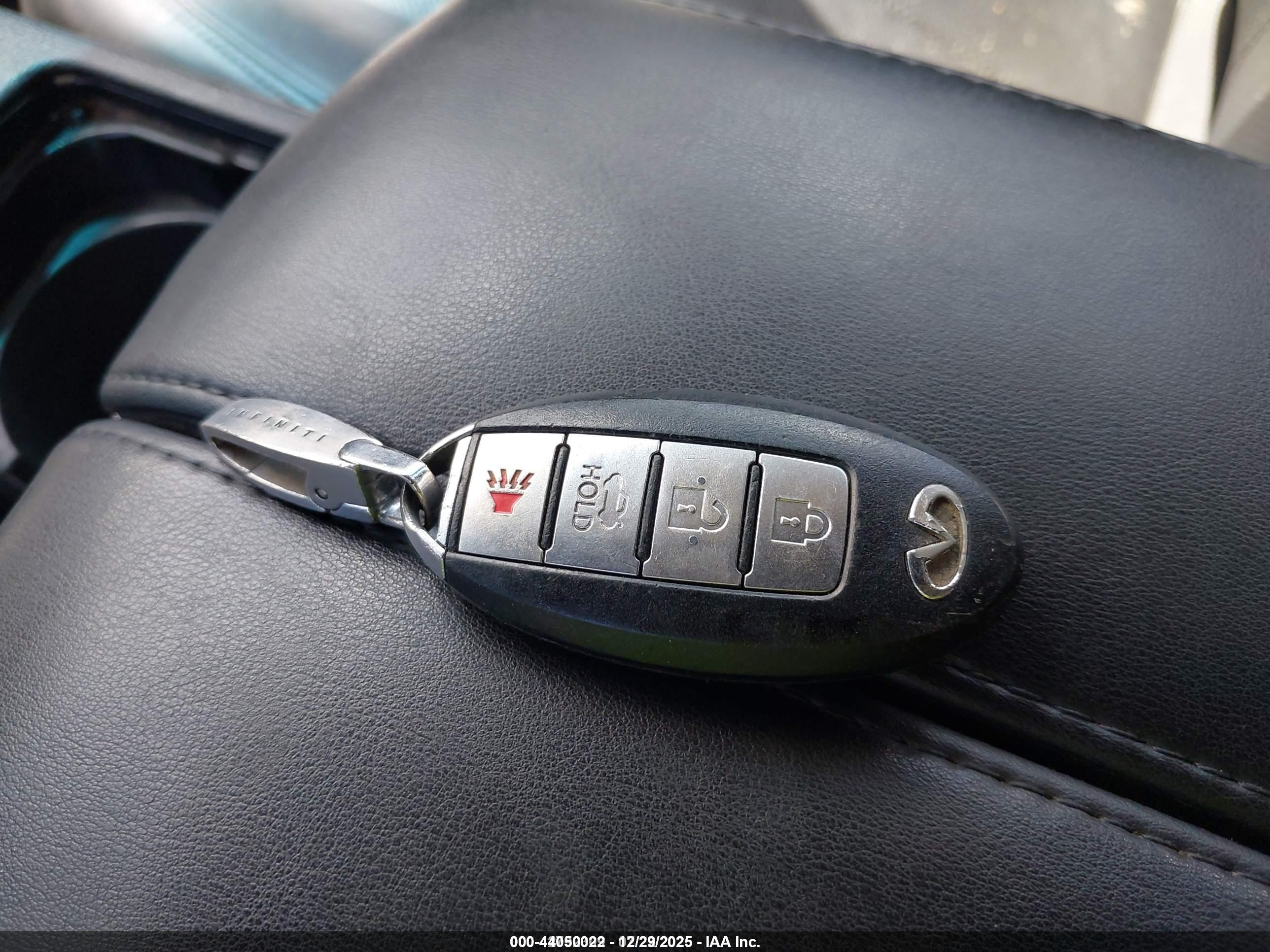 INFINITI M35X image 11