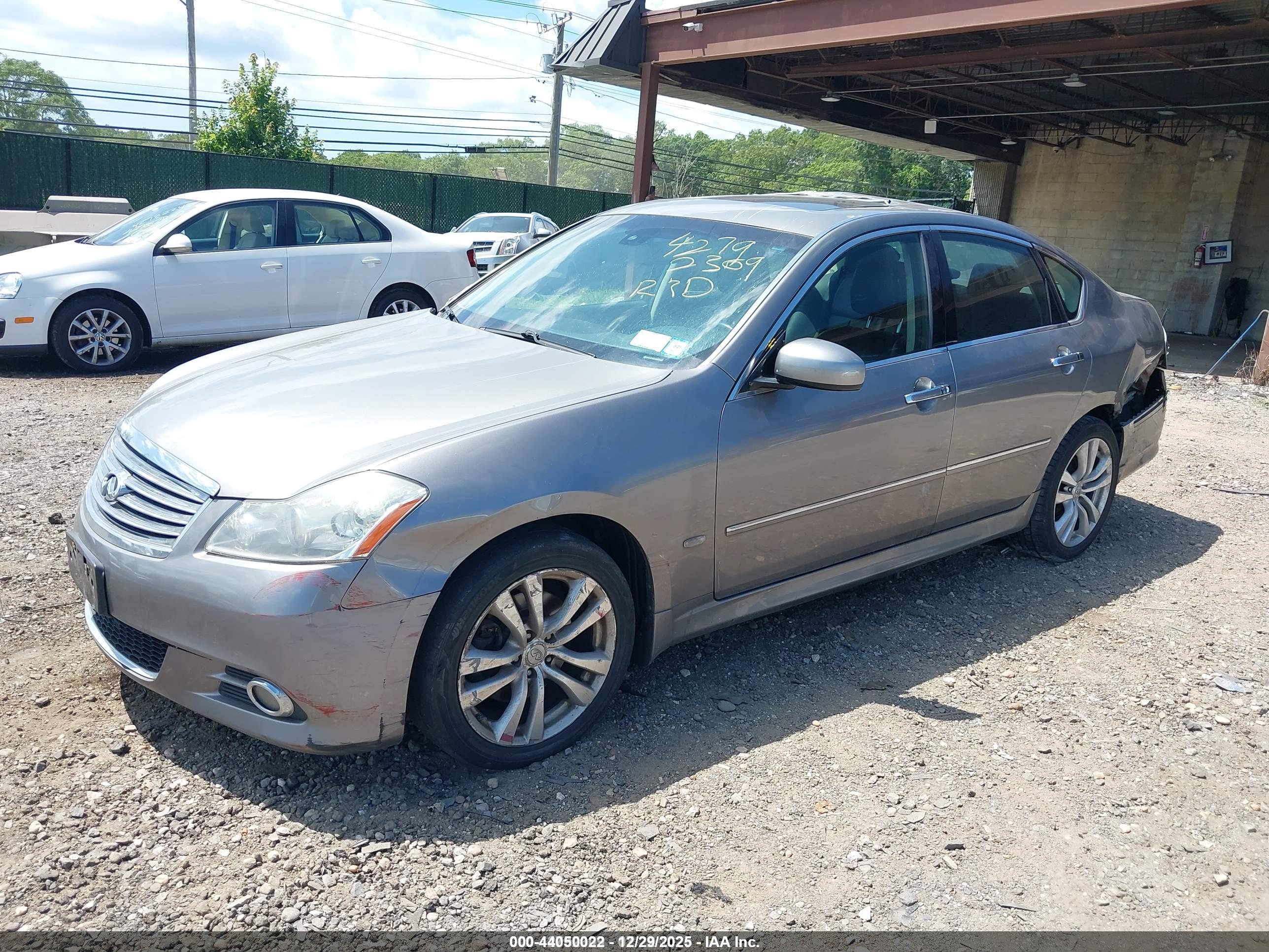 INFINITI M35X image 2