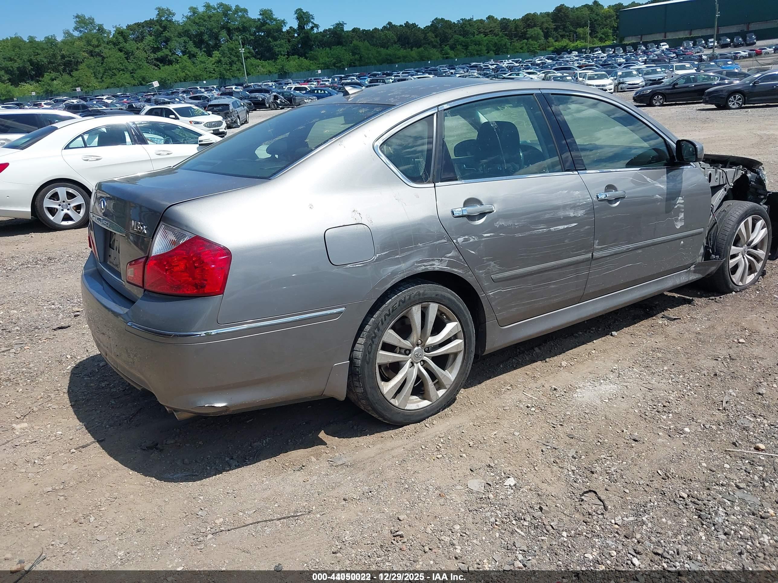 INFINITI M35X image 4