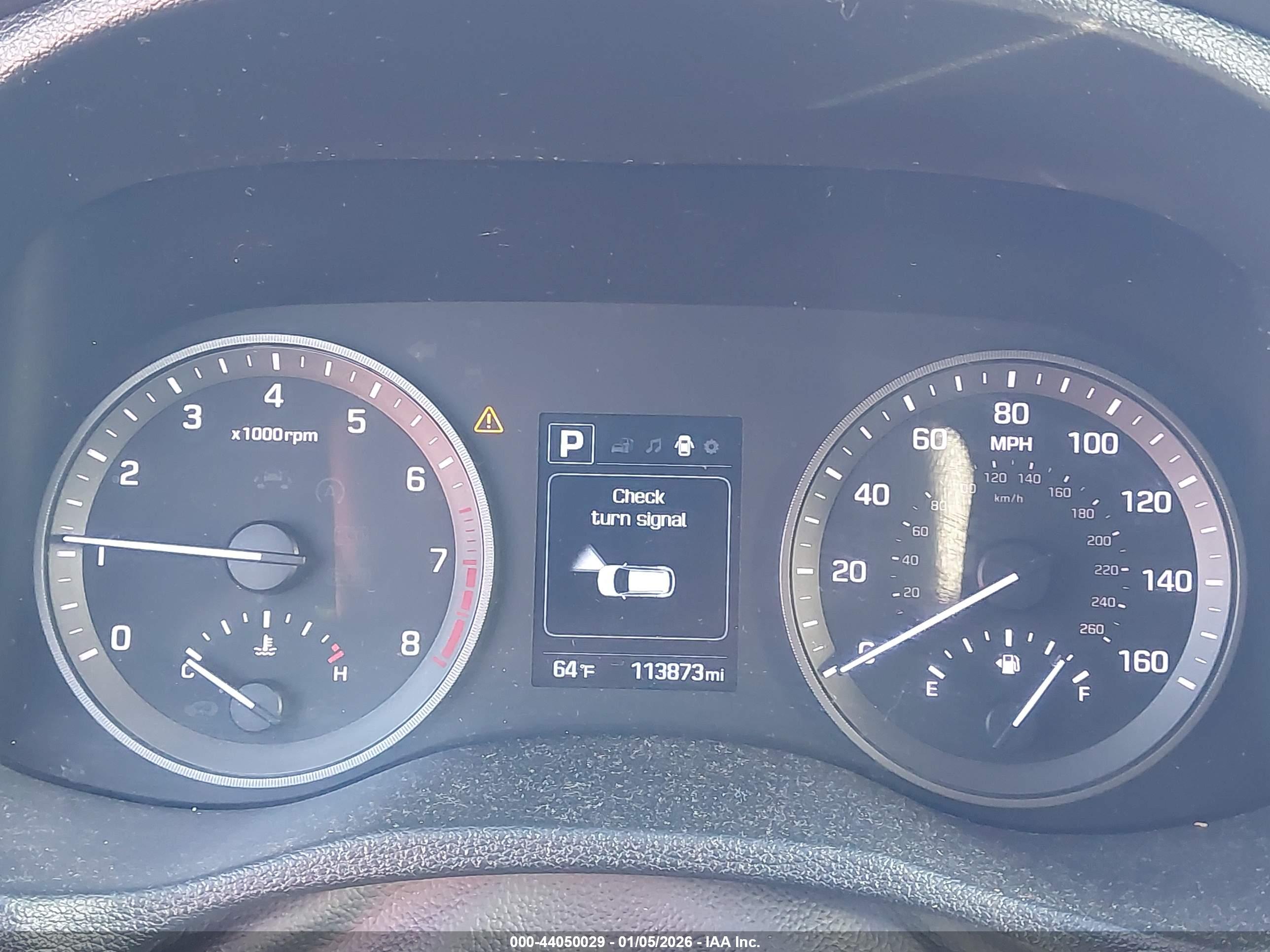HYUNDAI TUCSON image 7