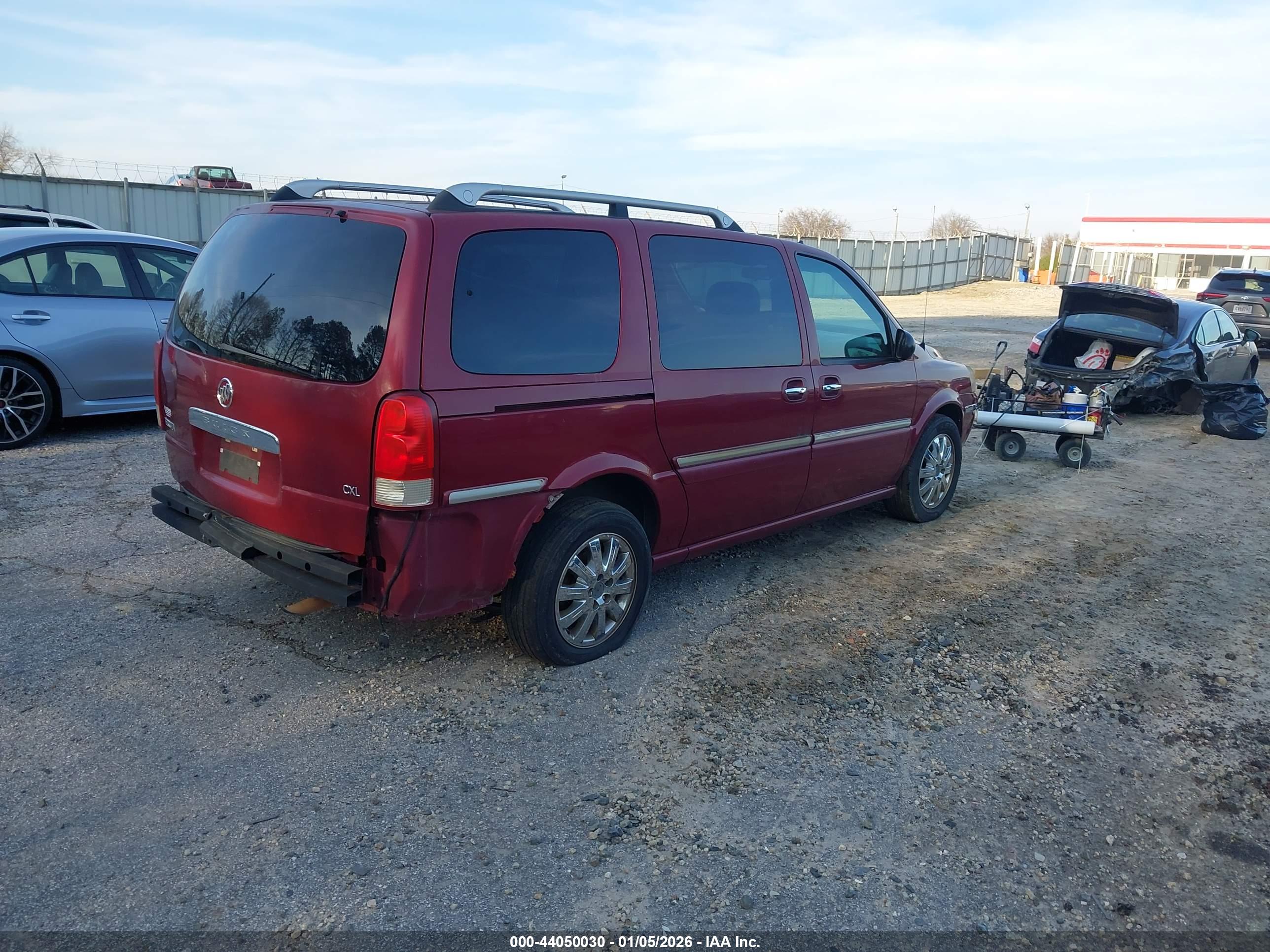 BUICK TERRAZA image 4