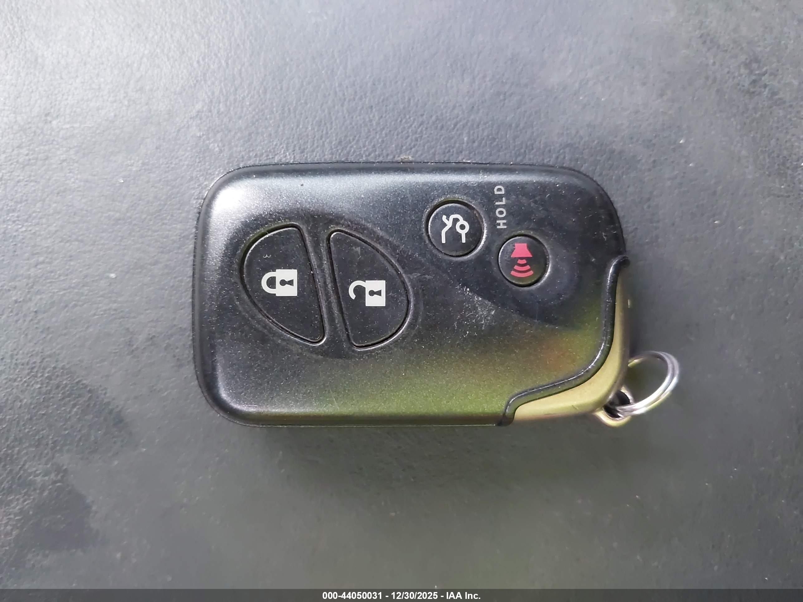 LEXUS IS image 11
