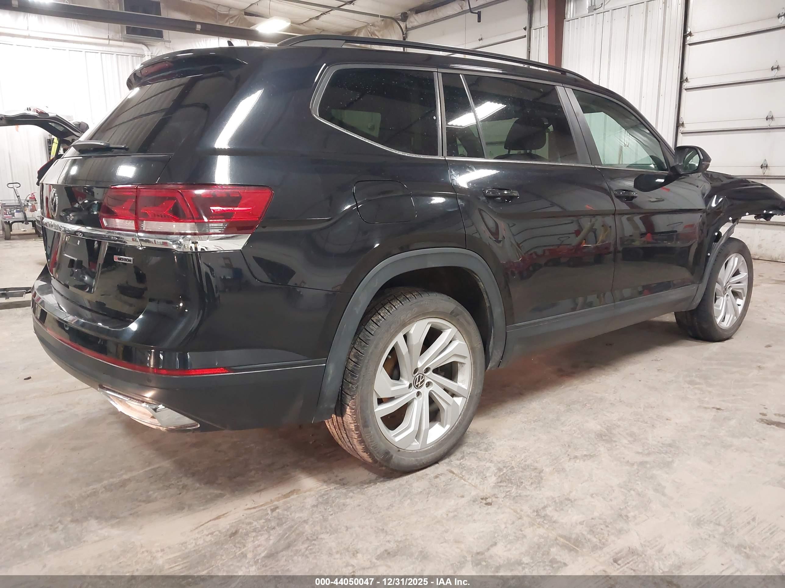 VOLKSWAGEN ATLAS image 4