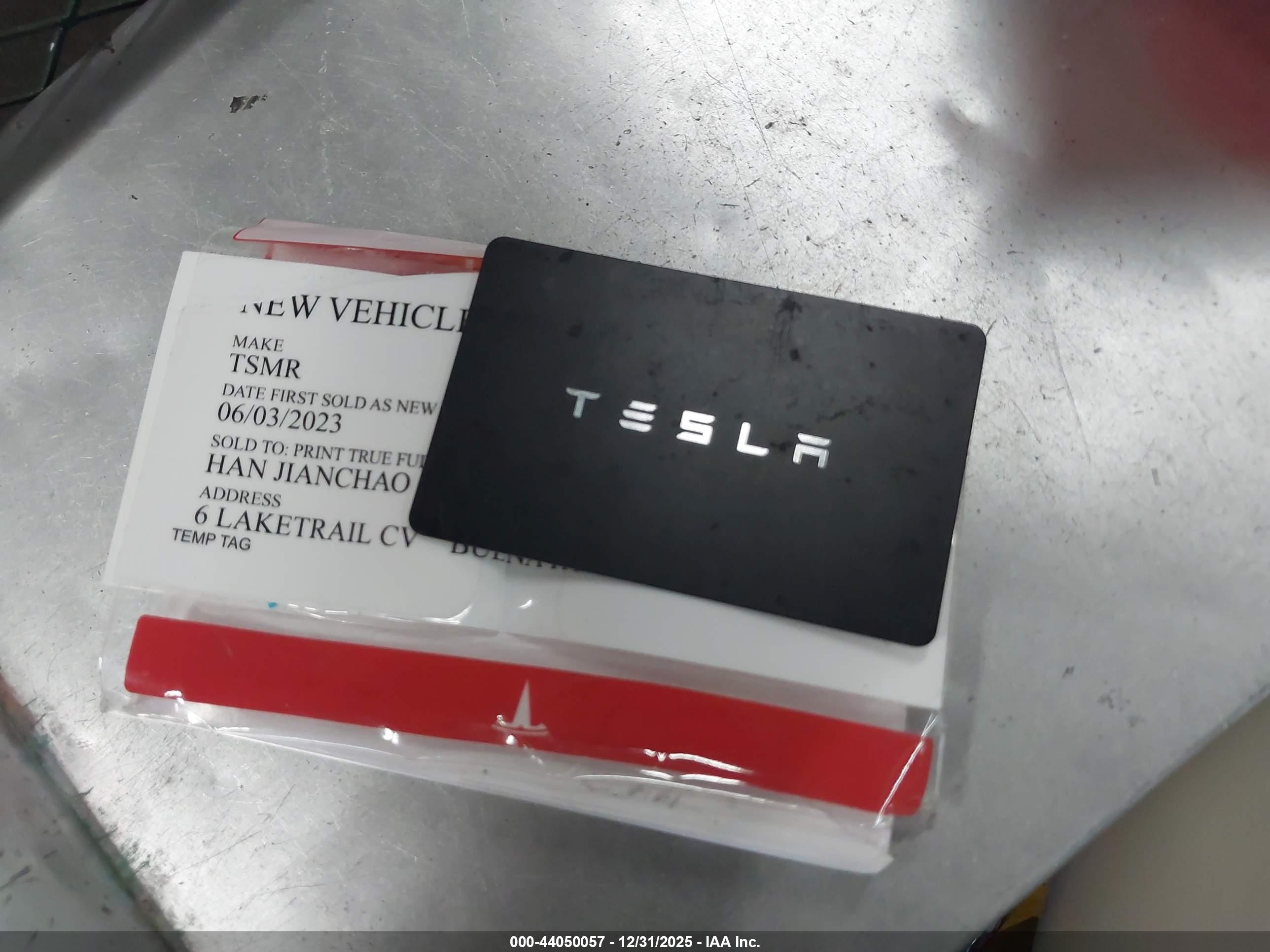 TESLA MODEL image 11