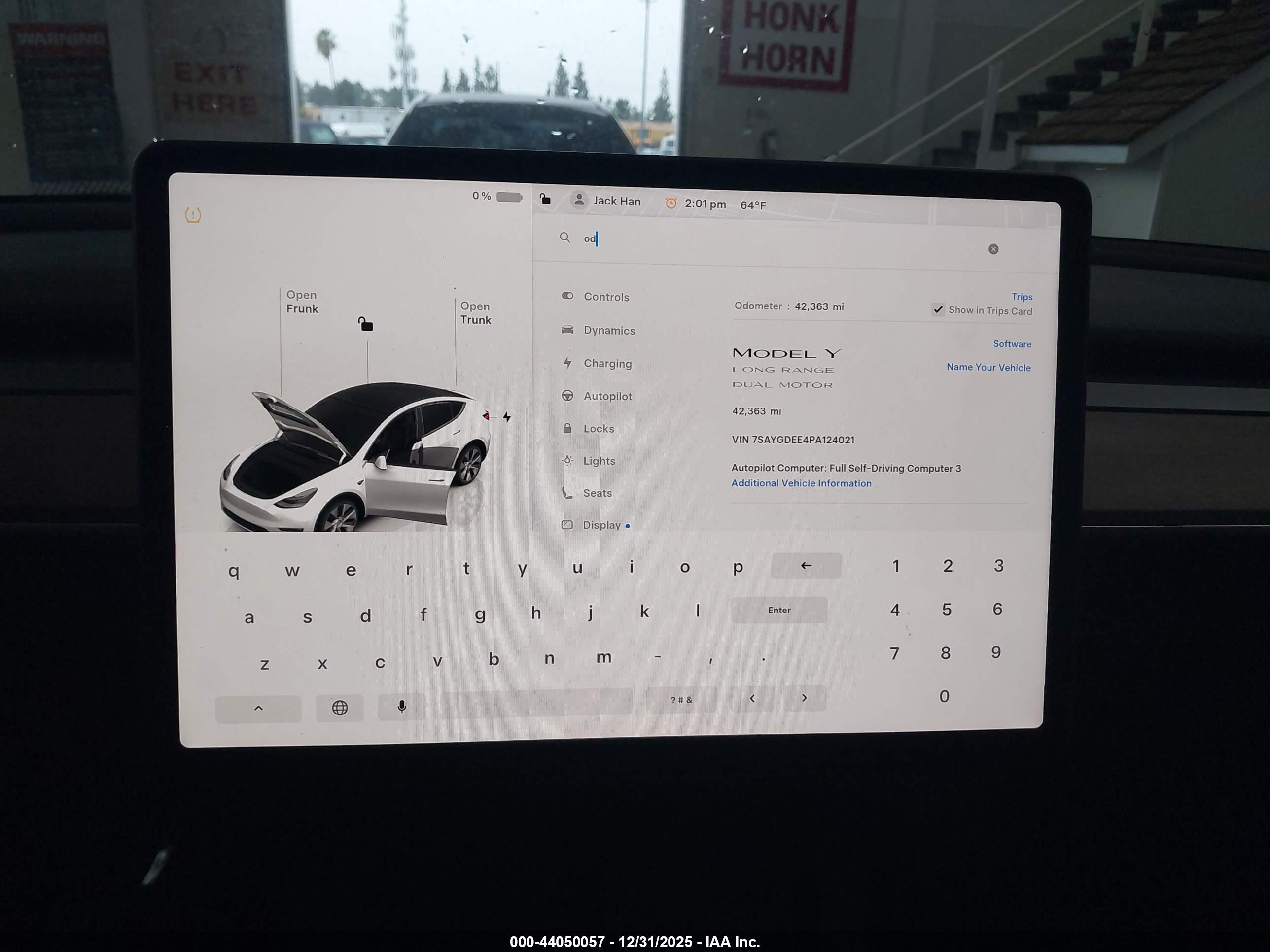 TESLA MODEL image 7