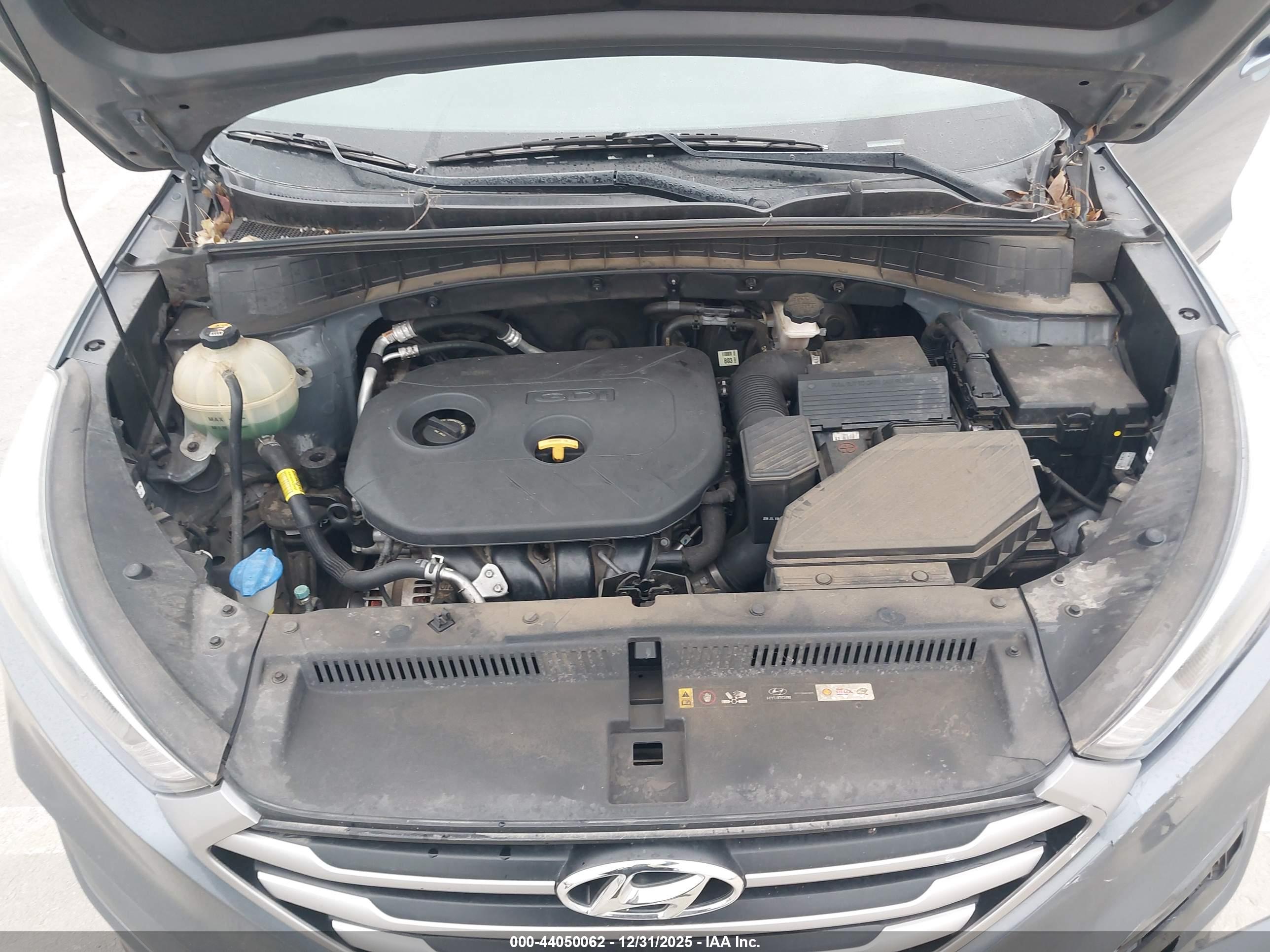 HYUNDAI TUCSON image 10