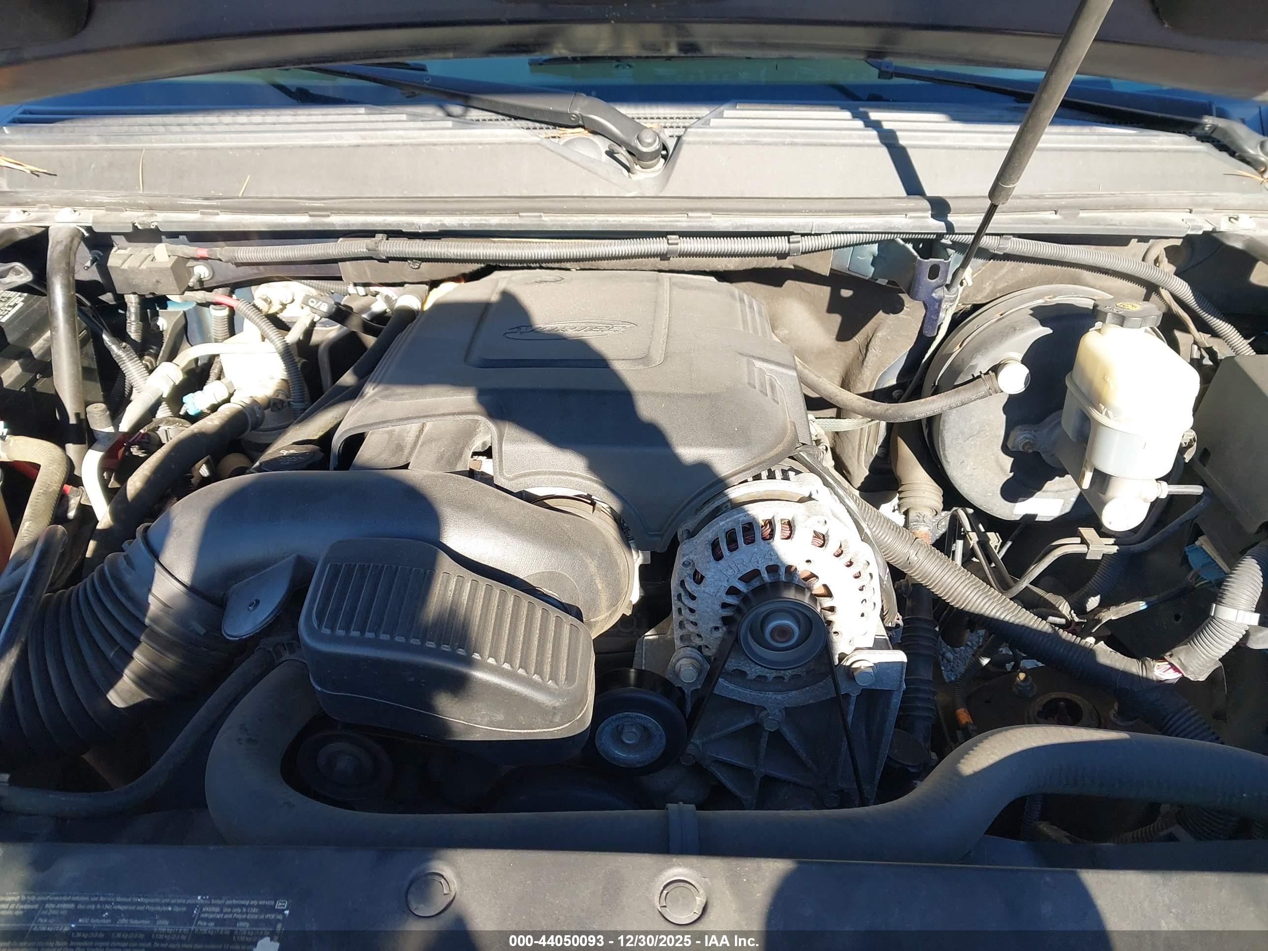 CHEVROLET TAHOE image 10