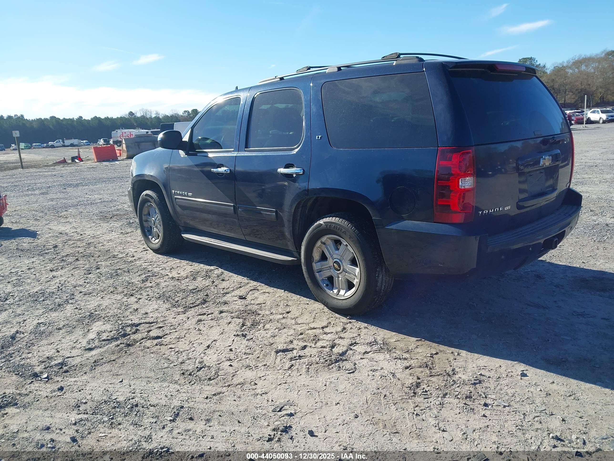 CHEVROLET TAHOE image 3