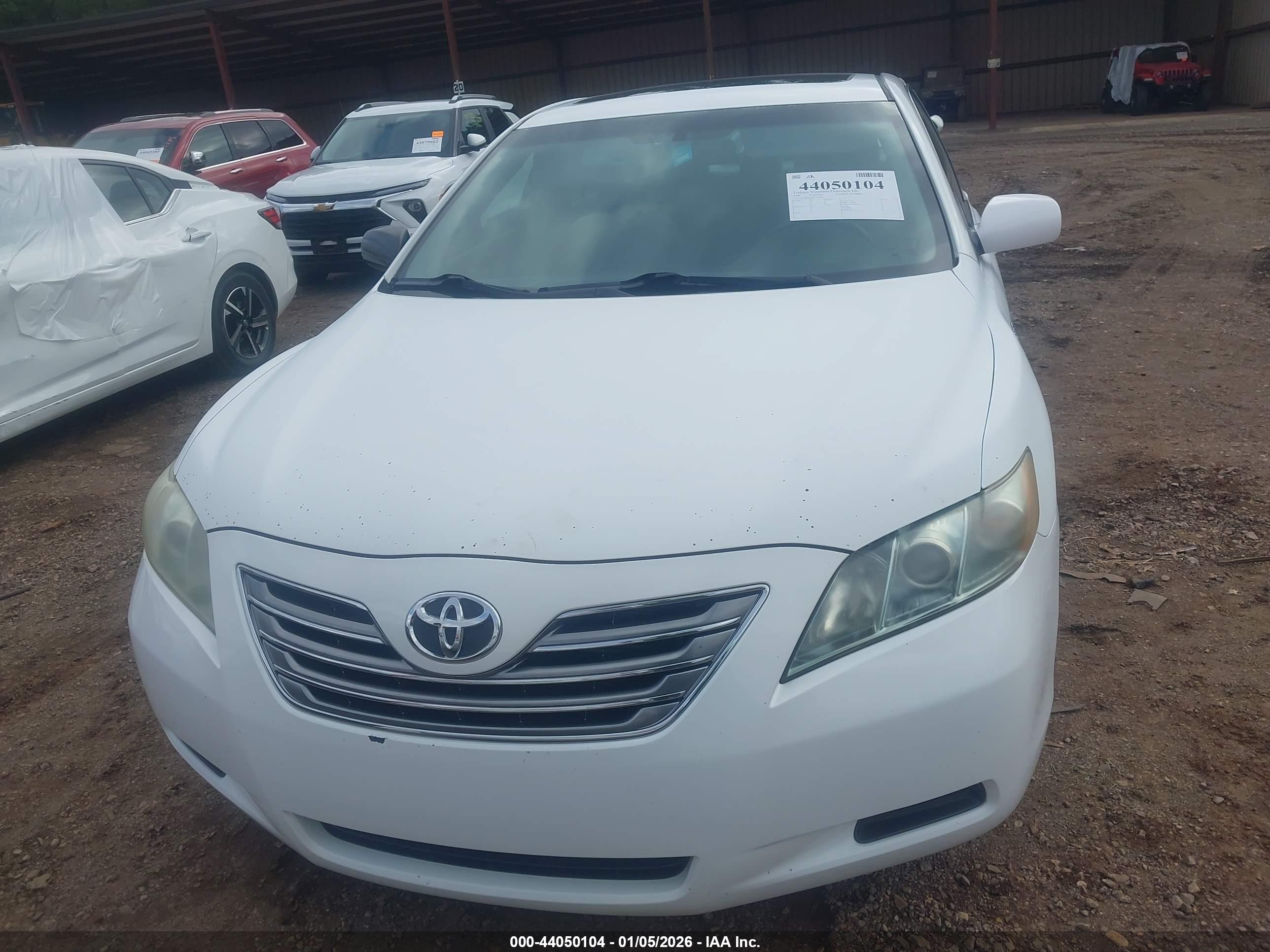 TOYOTA CAMRY image 6