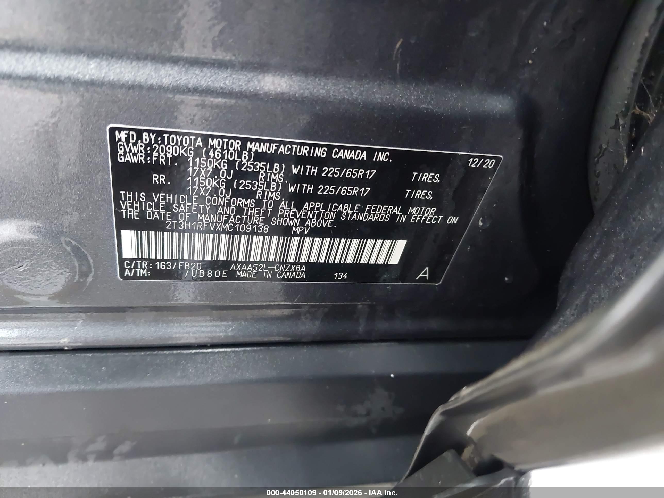 TOYOTA RAV4 image 9