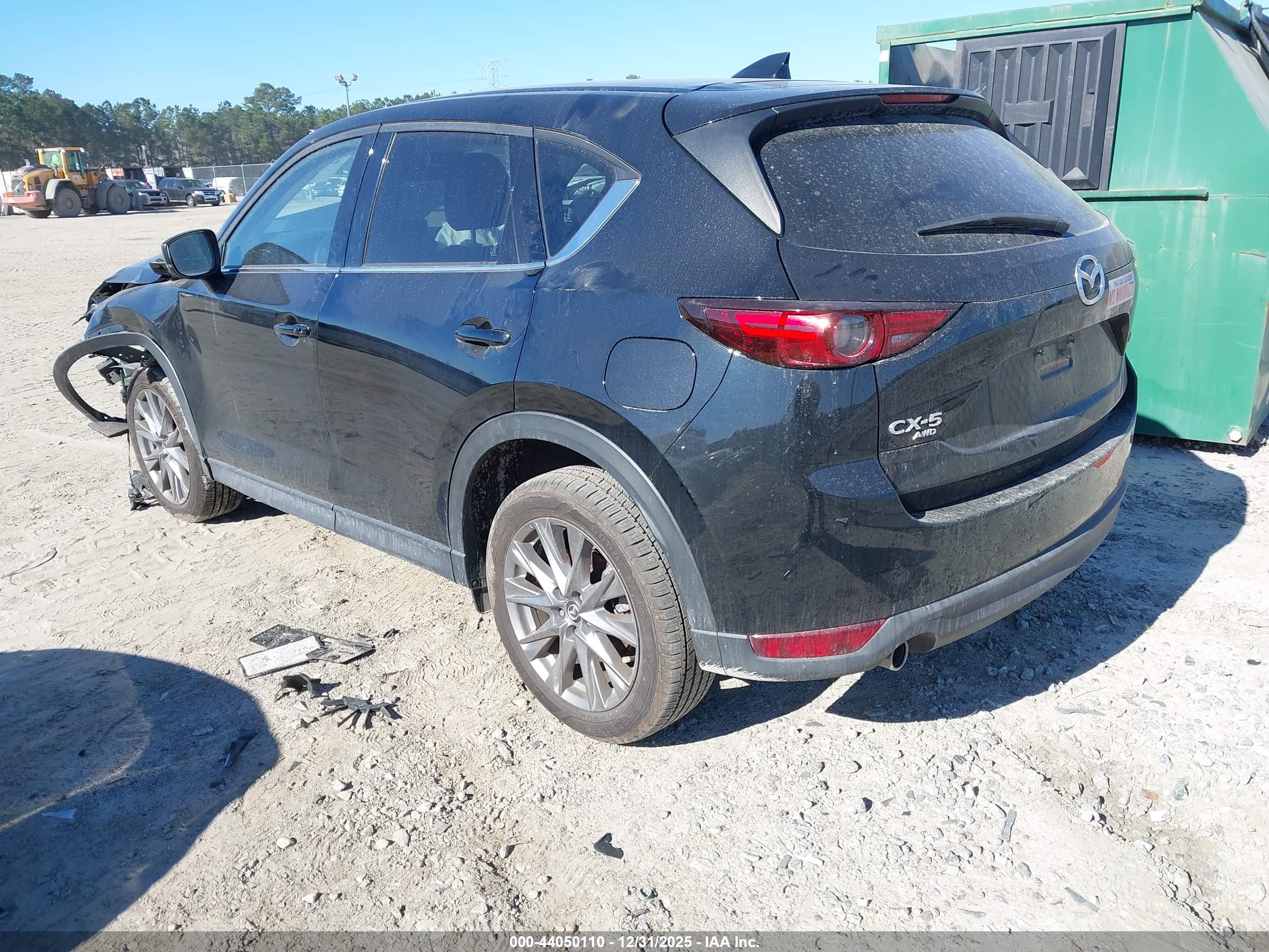 MAZDA CX-5 image 3