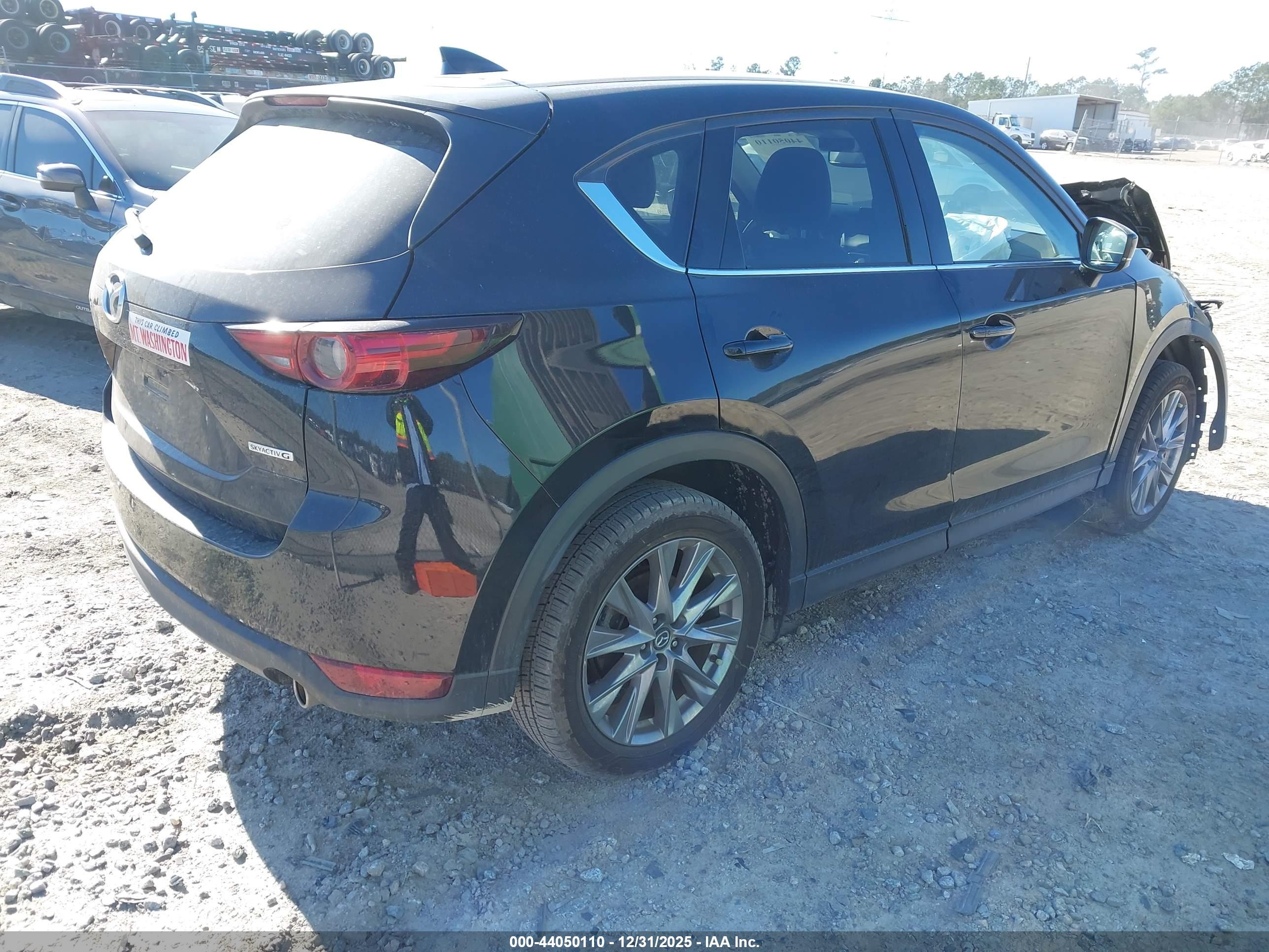 MAZDA CX-5 image 4