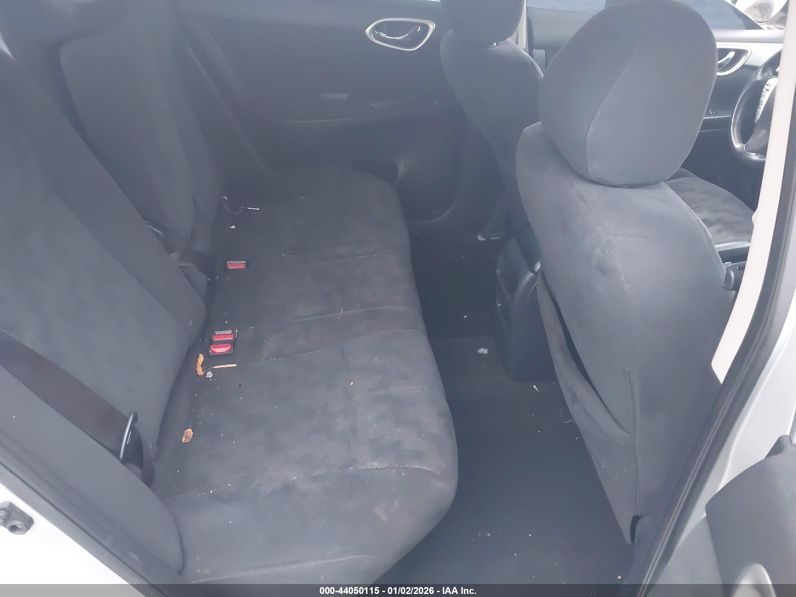 NISSAN SENTRA image 8
