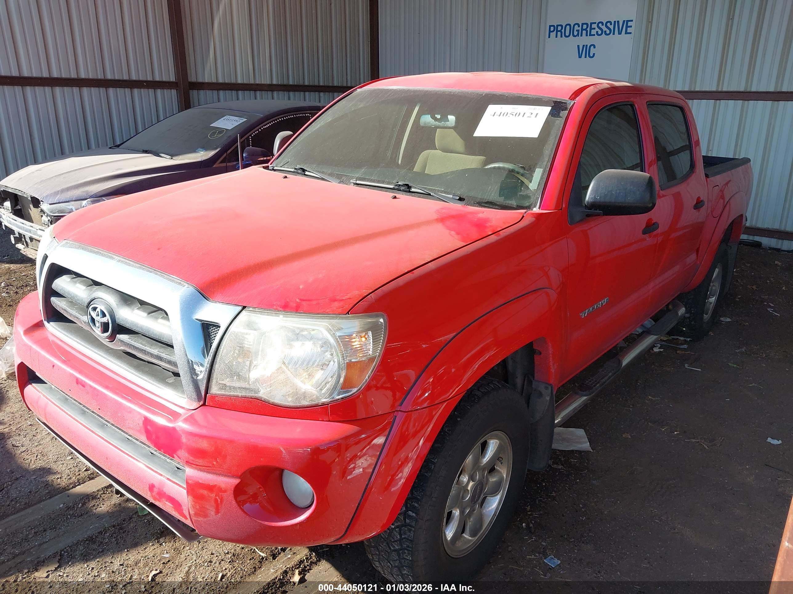 TOYOTA TACOMA image 2