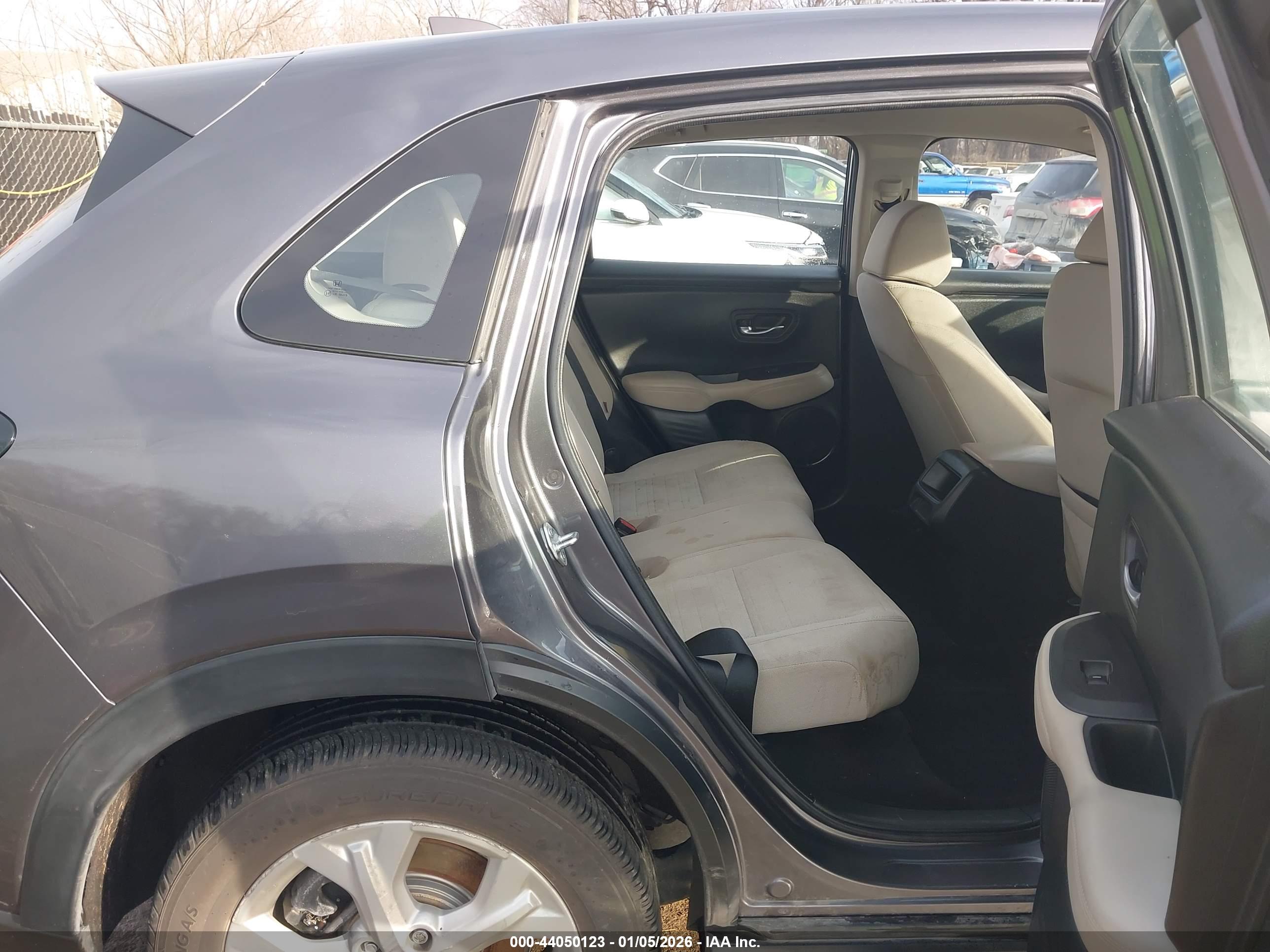 HONDA HR-V image 8
